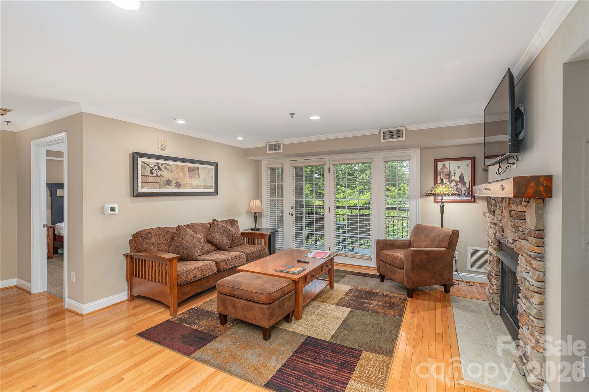 222 Bowling Park Road — Asheville