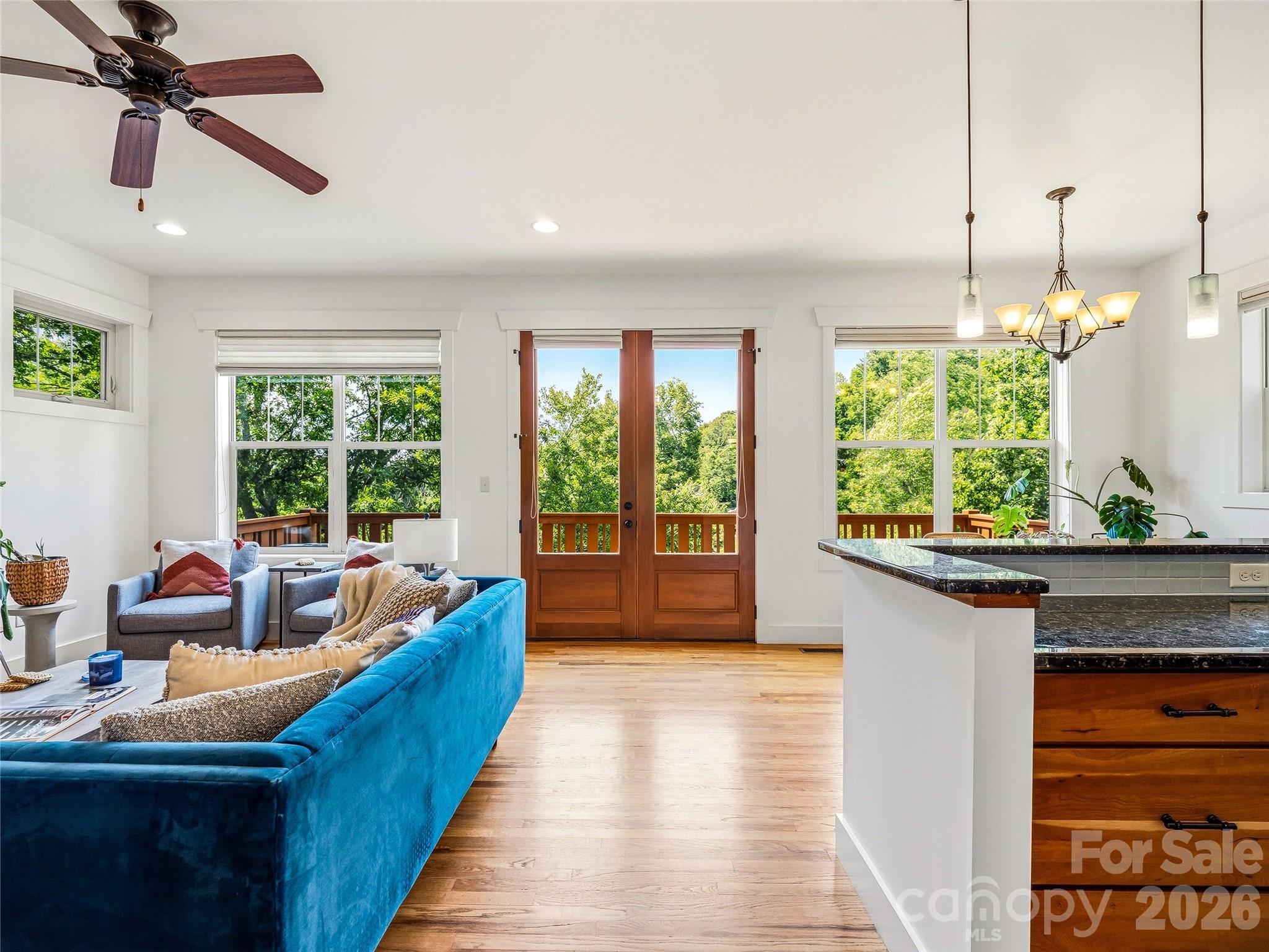 14 Sunset Drive — Asheville