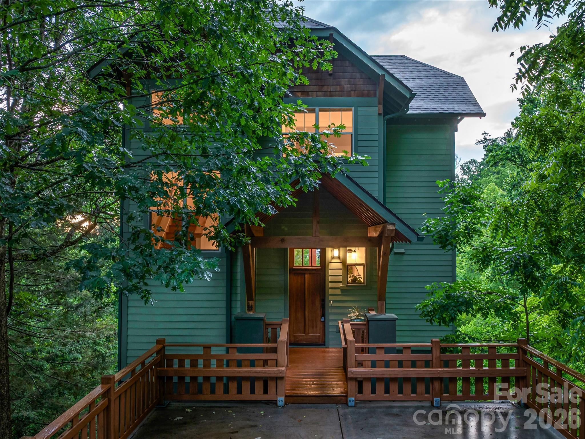 14 Sunset Drive — Asheville