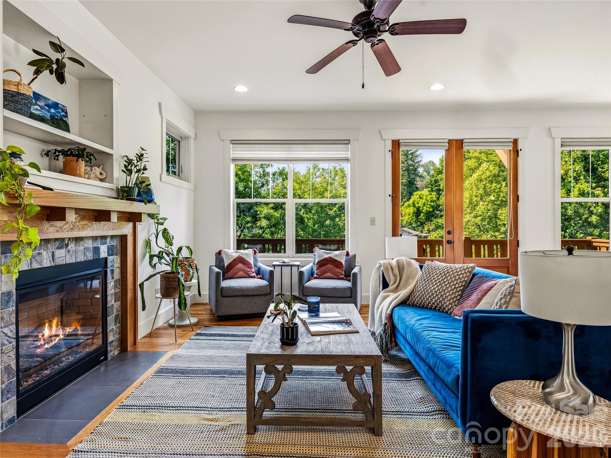 14 Sunset Drive — Asheville