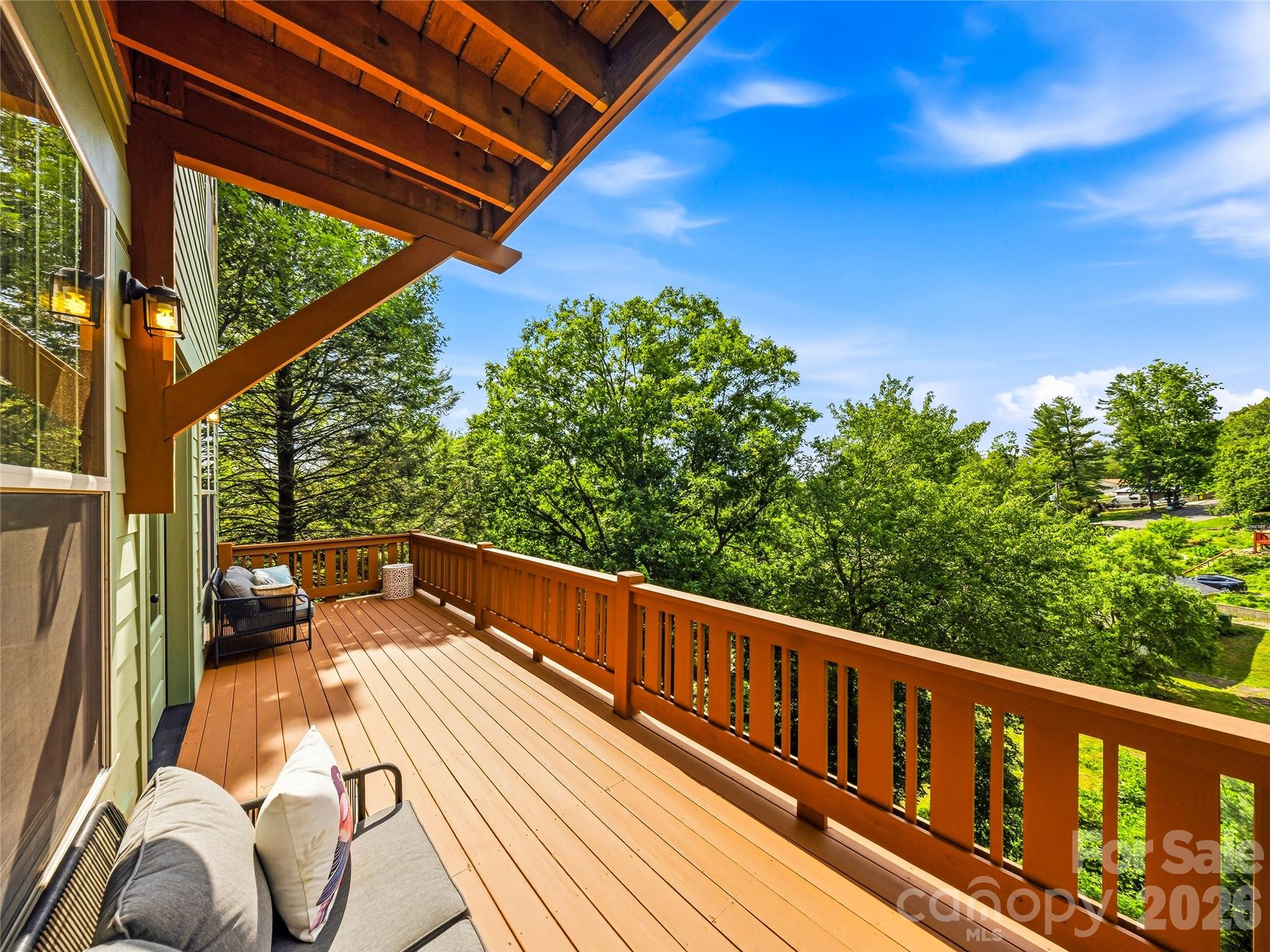 14 Sunset Drive — Asheville