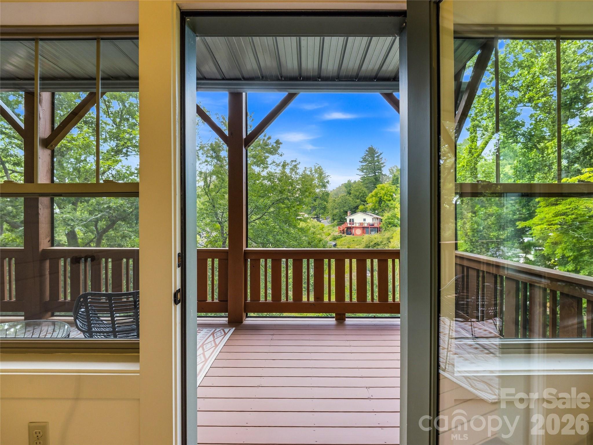 14 Sunset Drive — Asheville