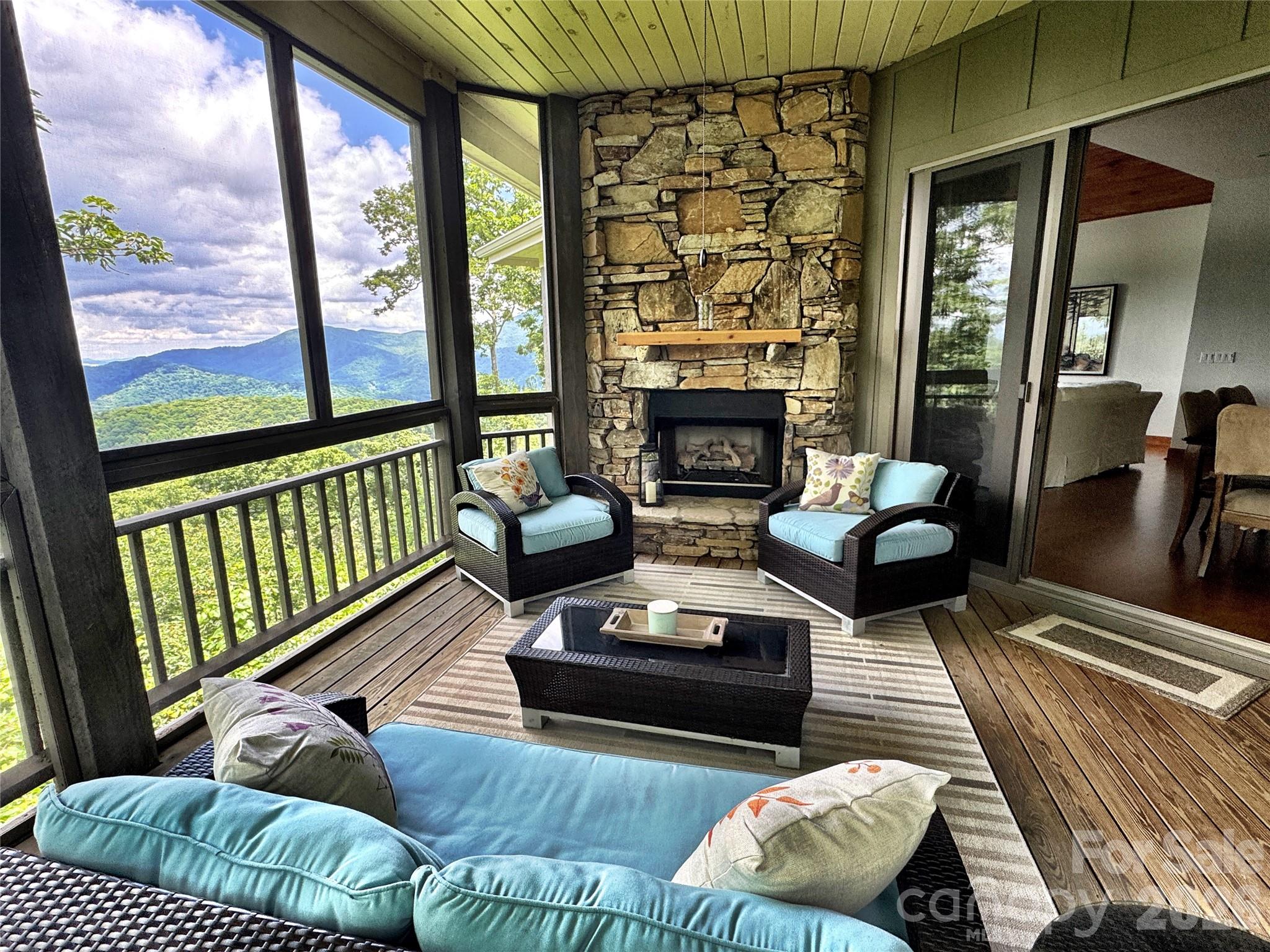 115 Stoney Falls Loop #D1 — Burnsville