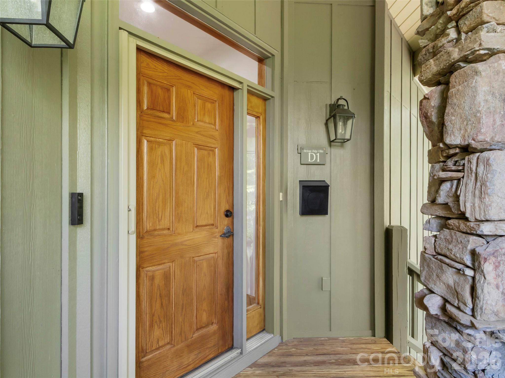 115 Stoney Falls Loop #D1 — Burnsville