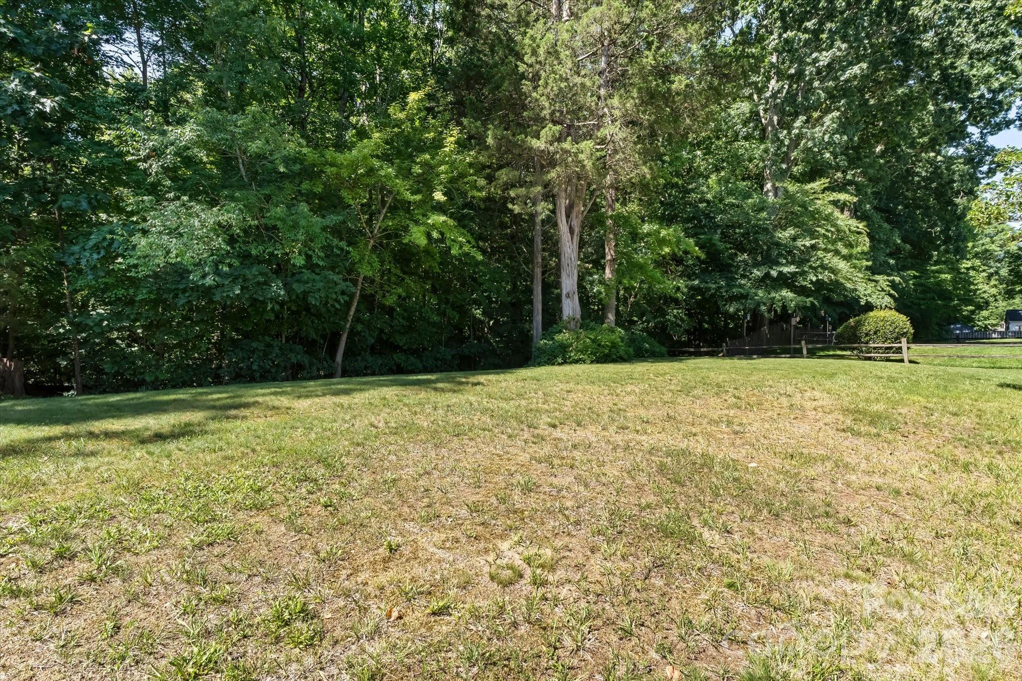 115 Northland Avenue — Mooresville