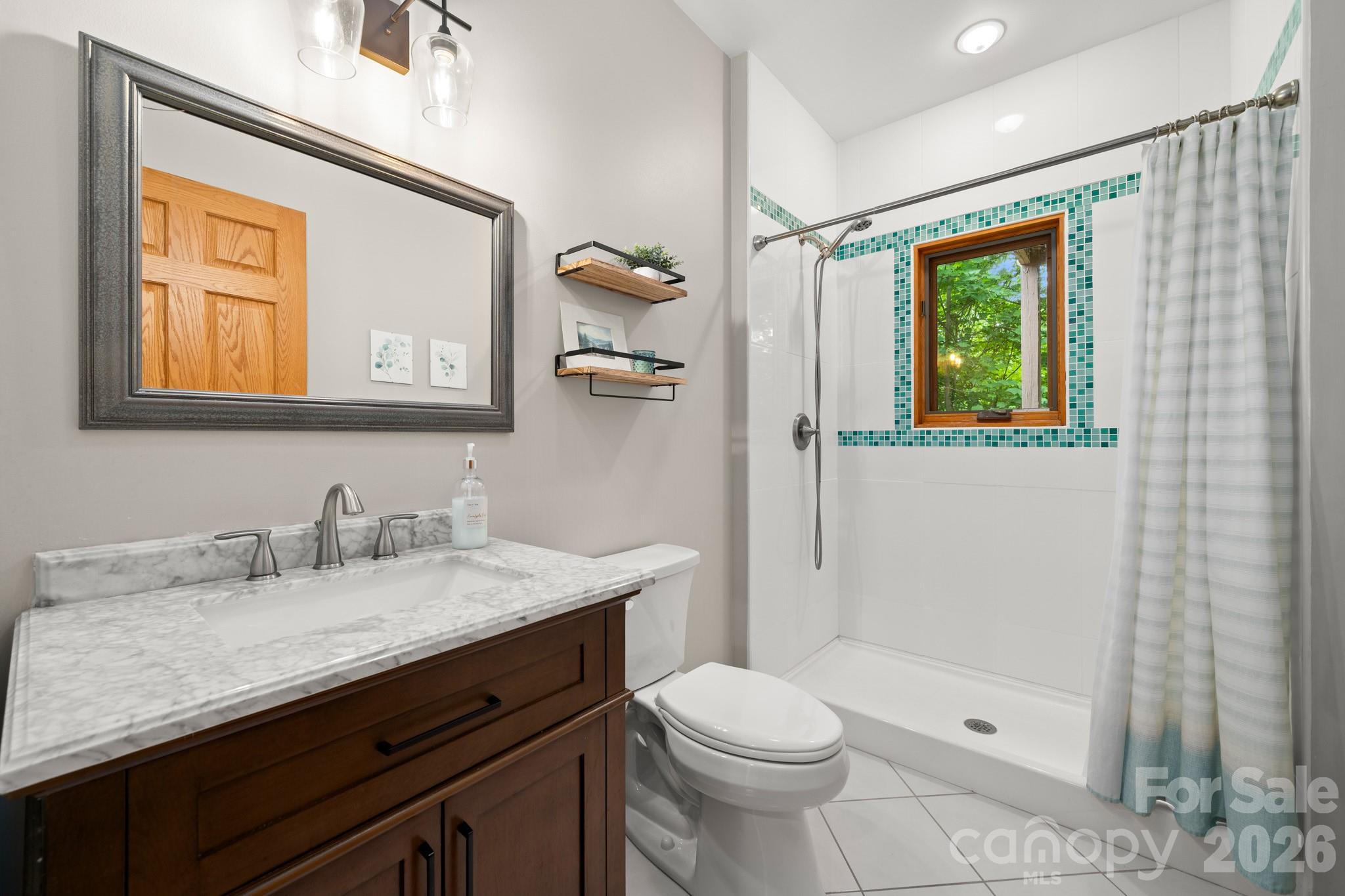 49 Western Eagle Drive — Hendersonville