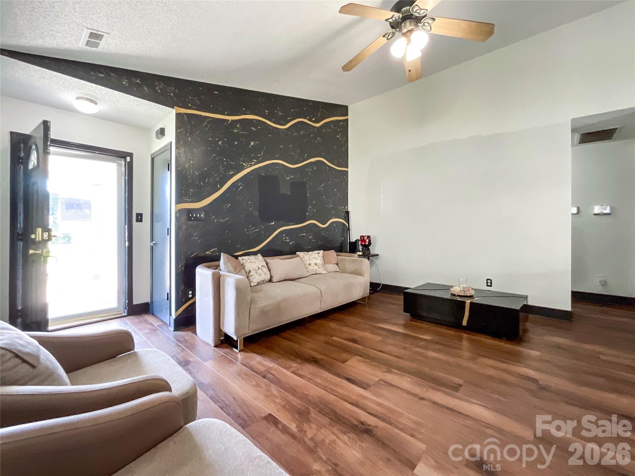 12151 Stewarts Crossing Drive — Charlotte