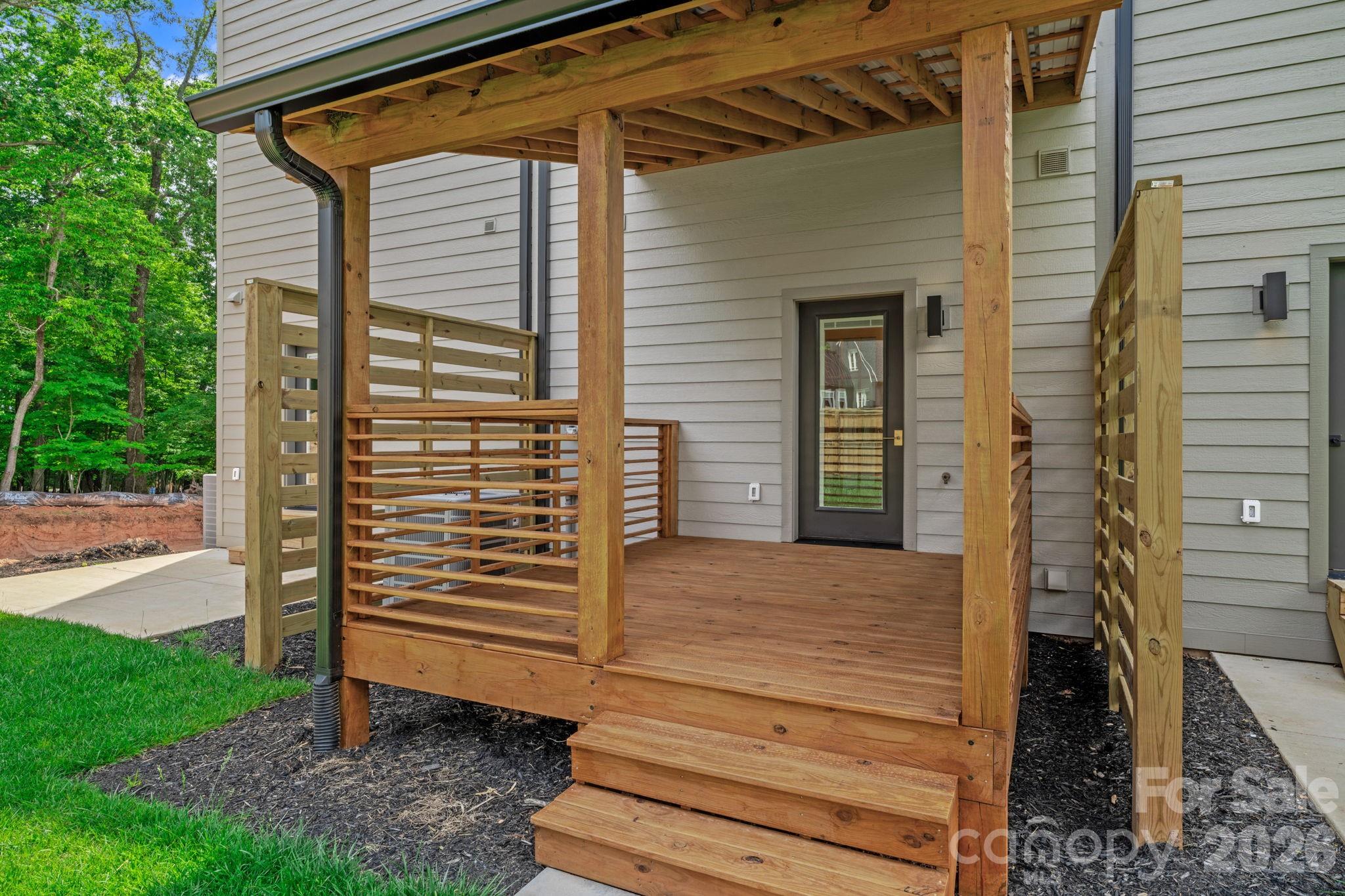 11 Gudger Road — Asheville