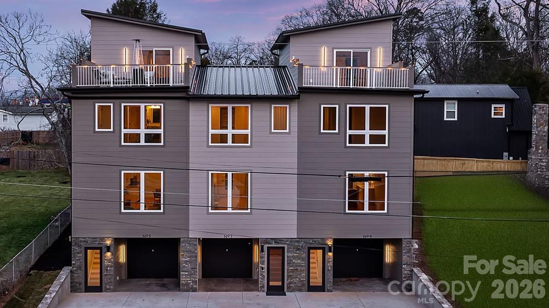 11 Gudger Road — Asheville