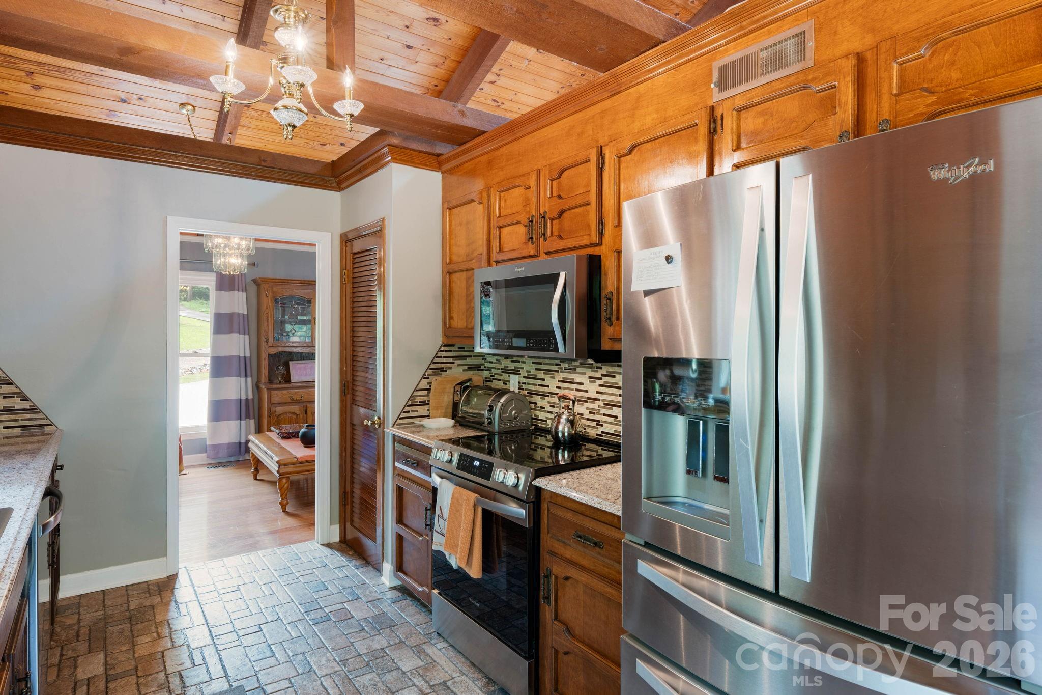 214 Fallingwood Circle — Gastonia