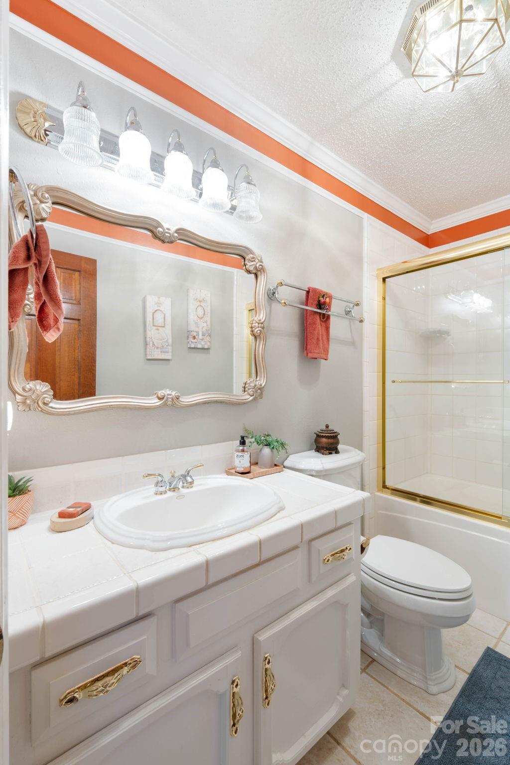 214 Fallingwood Circle — Gastonia