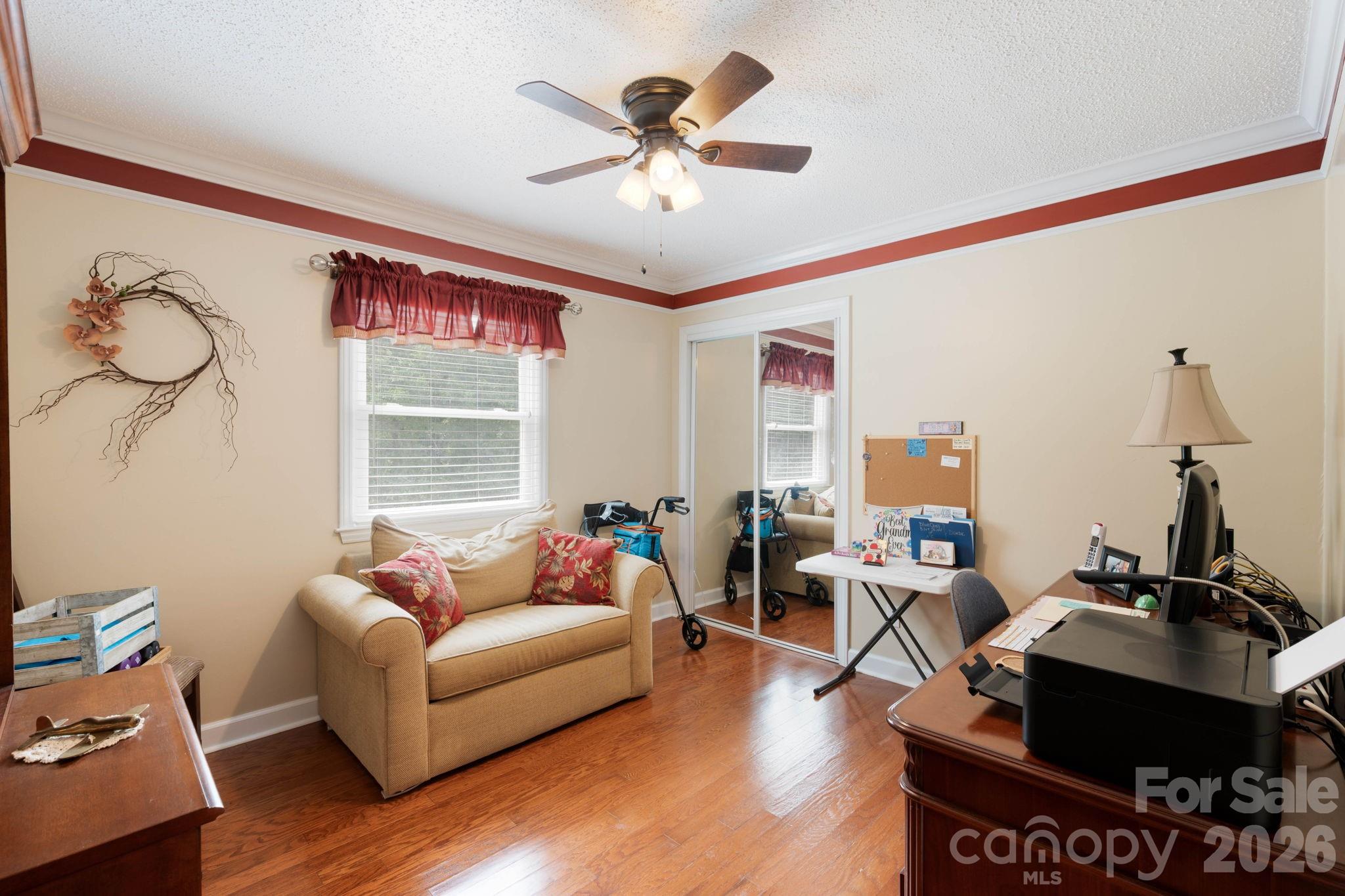 214 Fallingwood Circle — Gastonia