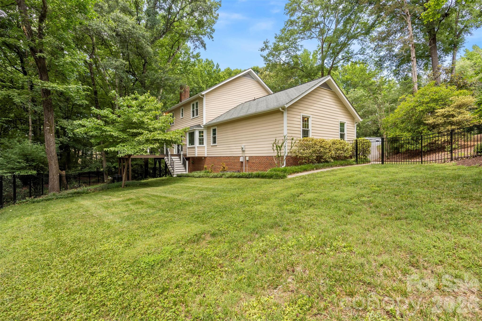 2328 Wittstock Drive — Charlotte