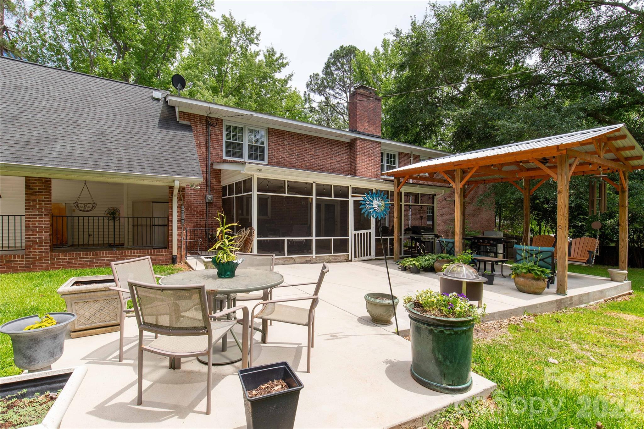 514 Rock Springs Road — Lancaster
