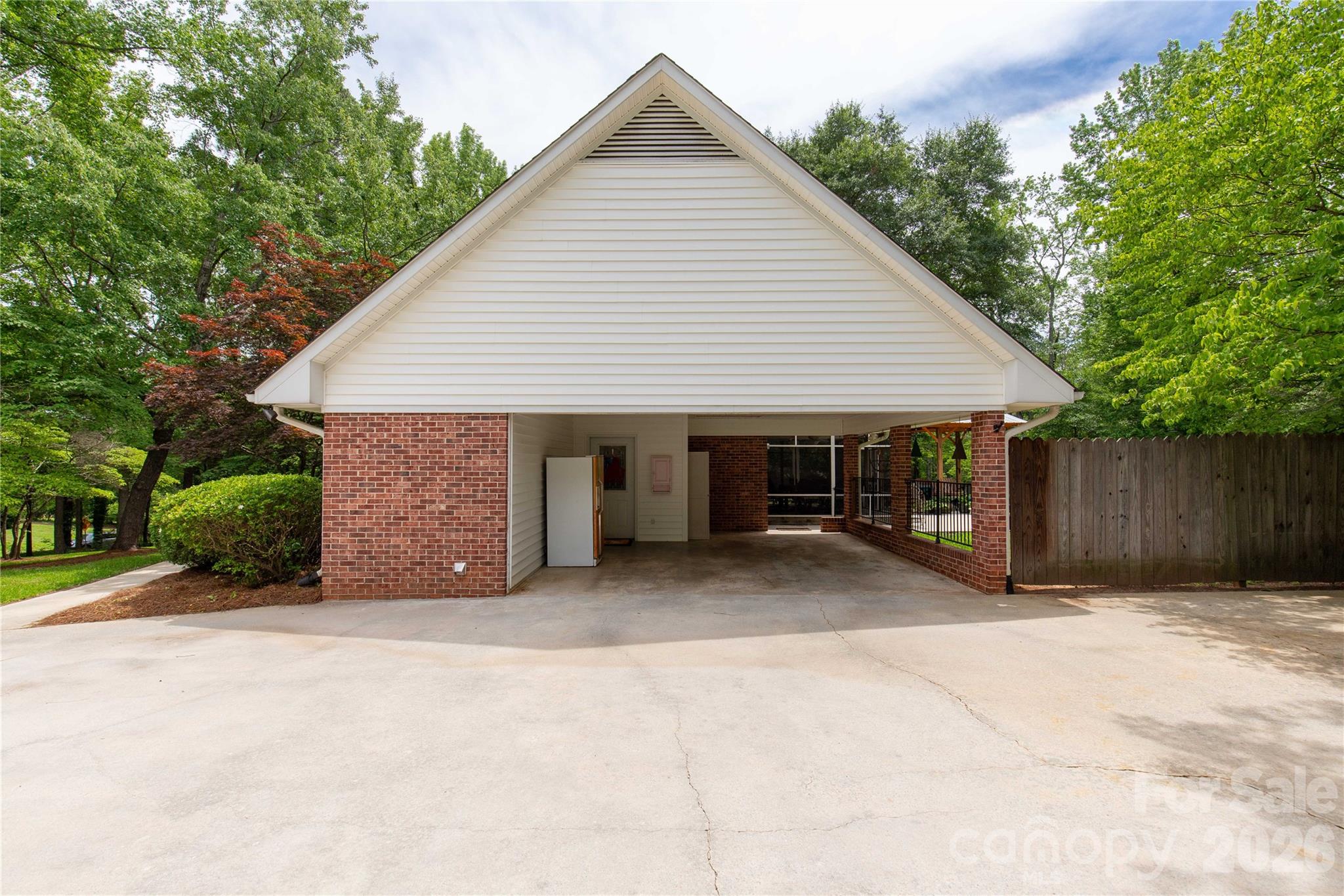 514 Rock Springs Road — Lancaster