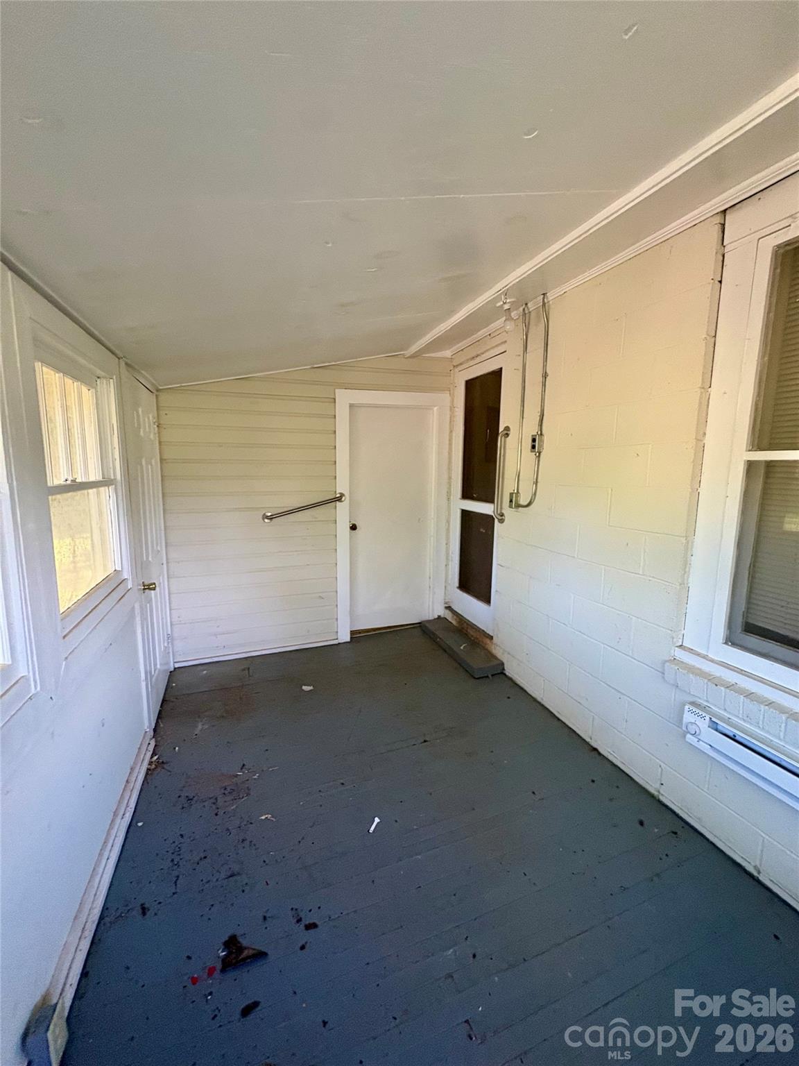 1105 John Miller Road — Rockwell