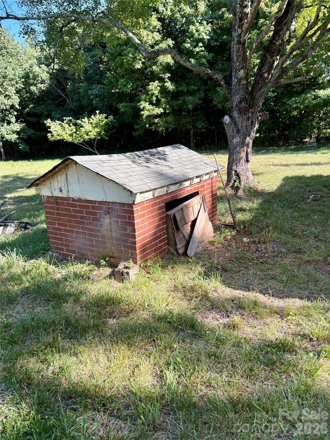 1105 John Miller Road — Rockwell