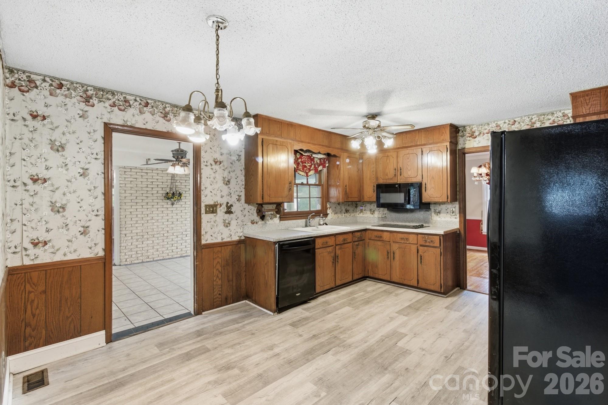 3343 Olde Creek Trail — Matthews