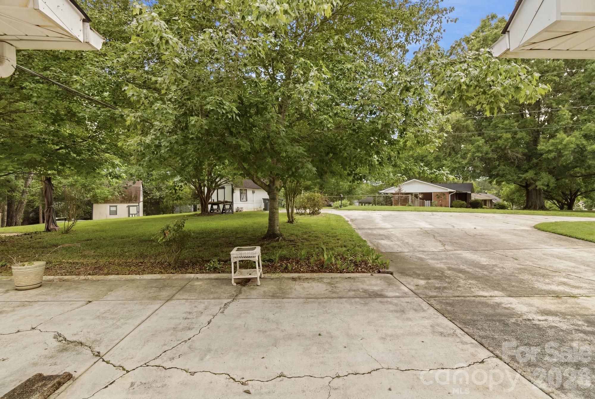 3343 Olde Creek Trail — Matthews