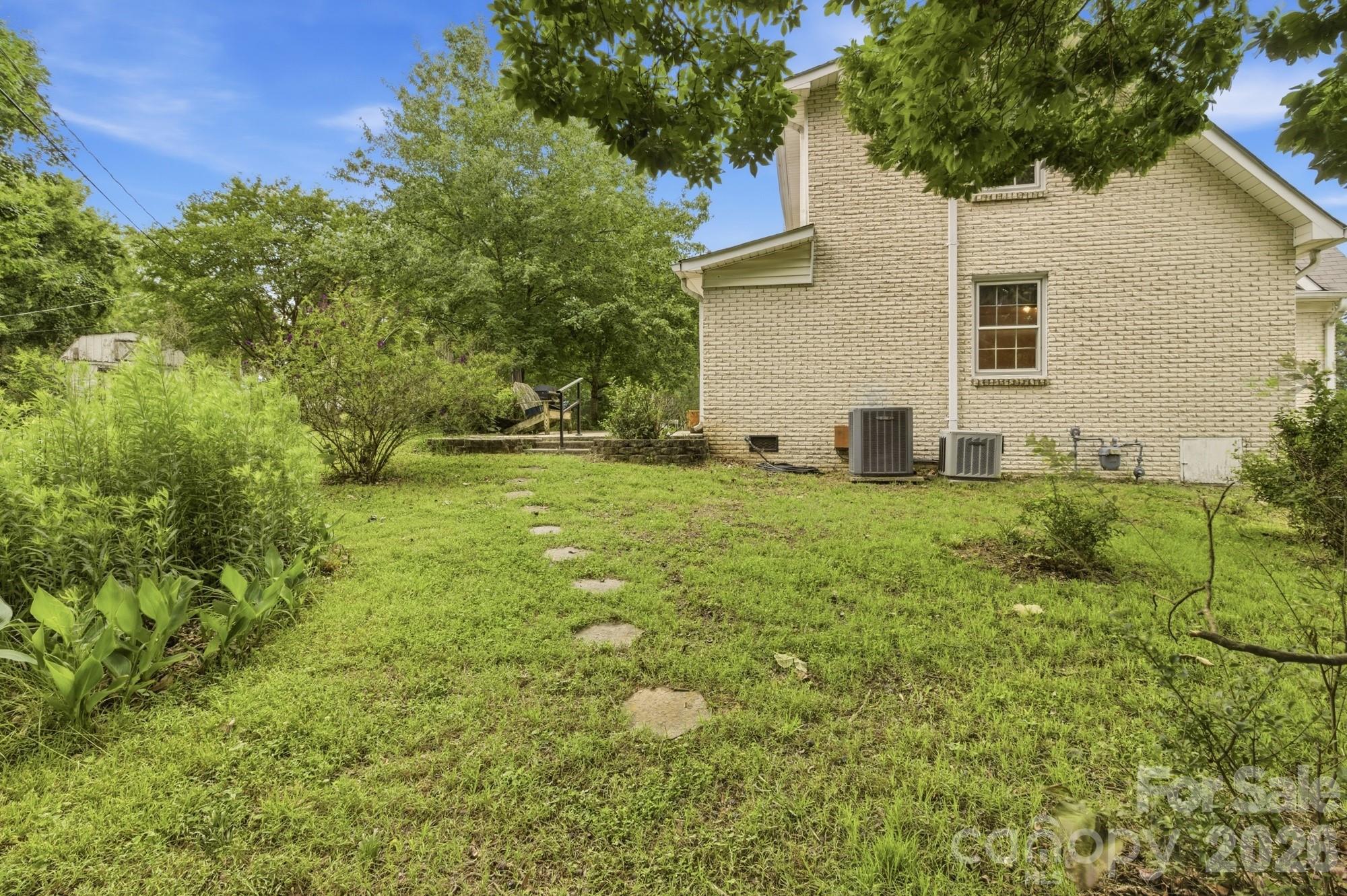 3343 Olde Creek Trail — Matthews
