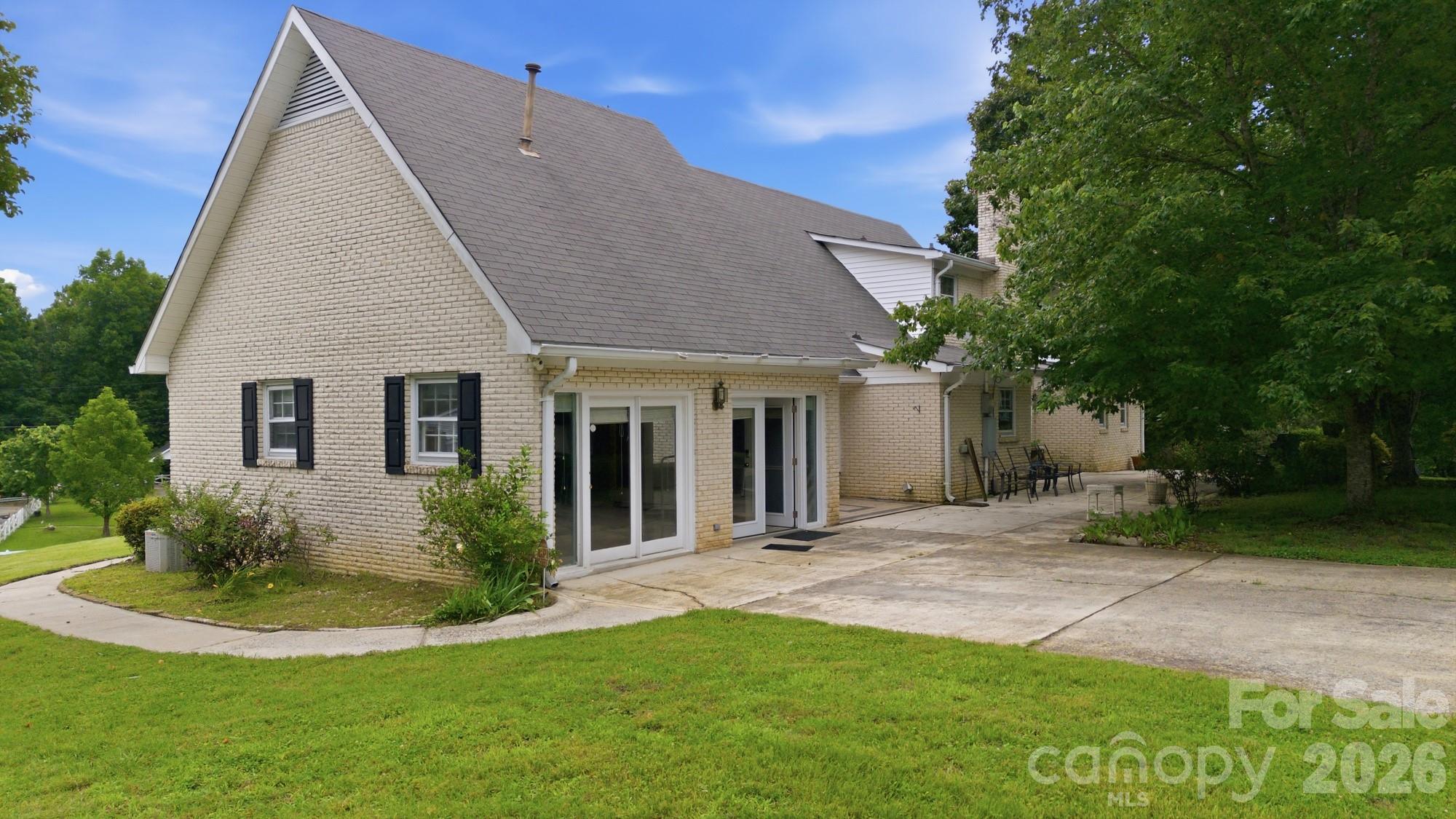 3343 Olde Creek Trail — Matthews