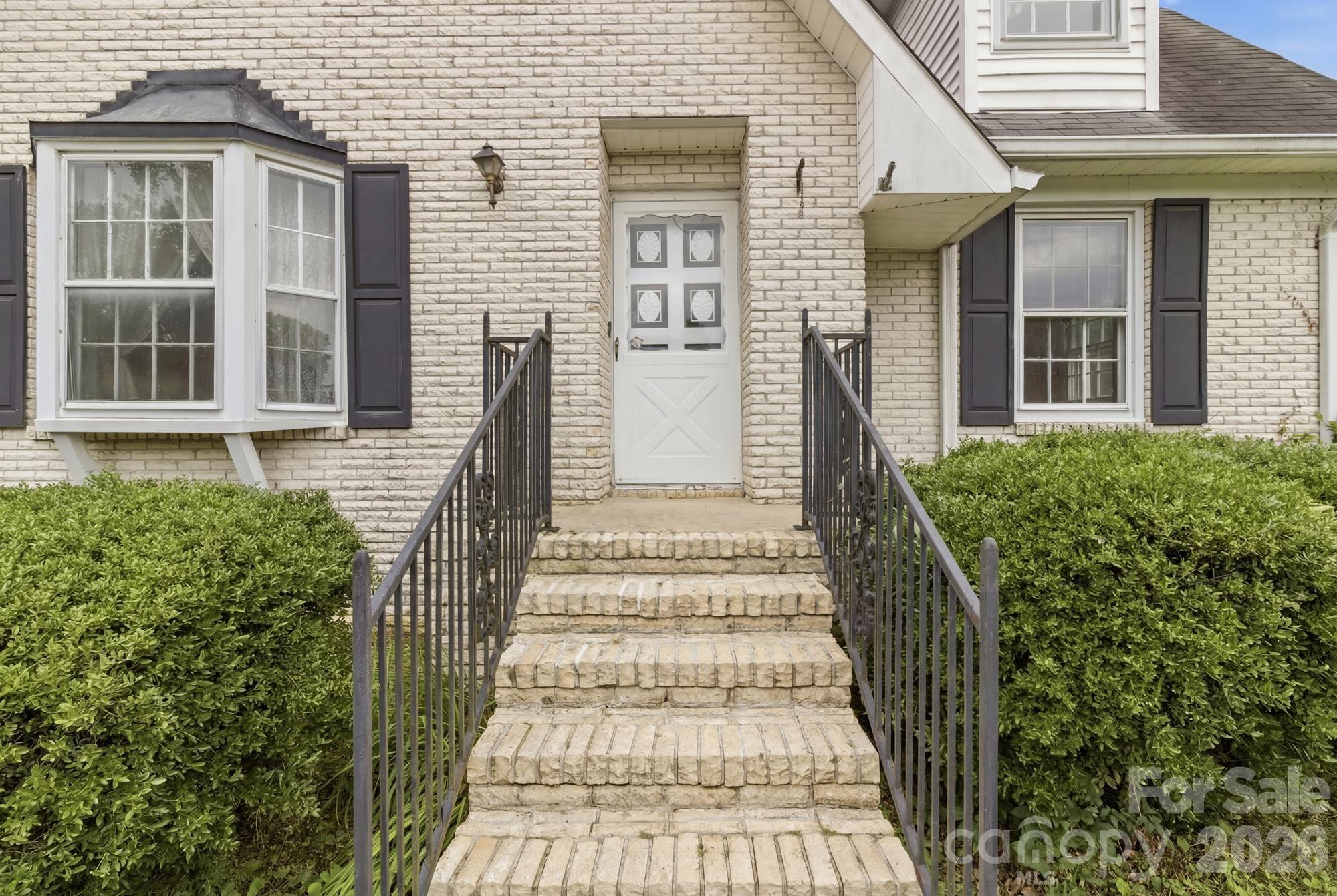 3343 Olde Creek Trail — Matthews