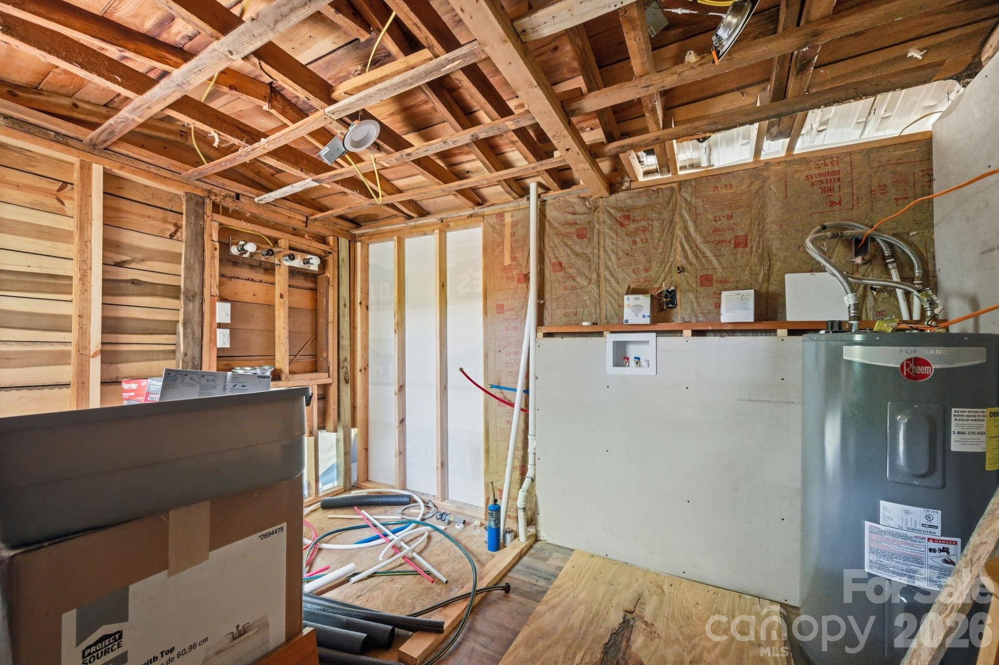 71 Warrior Road — Newland