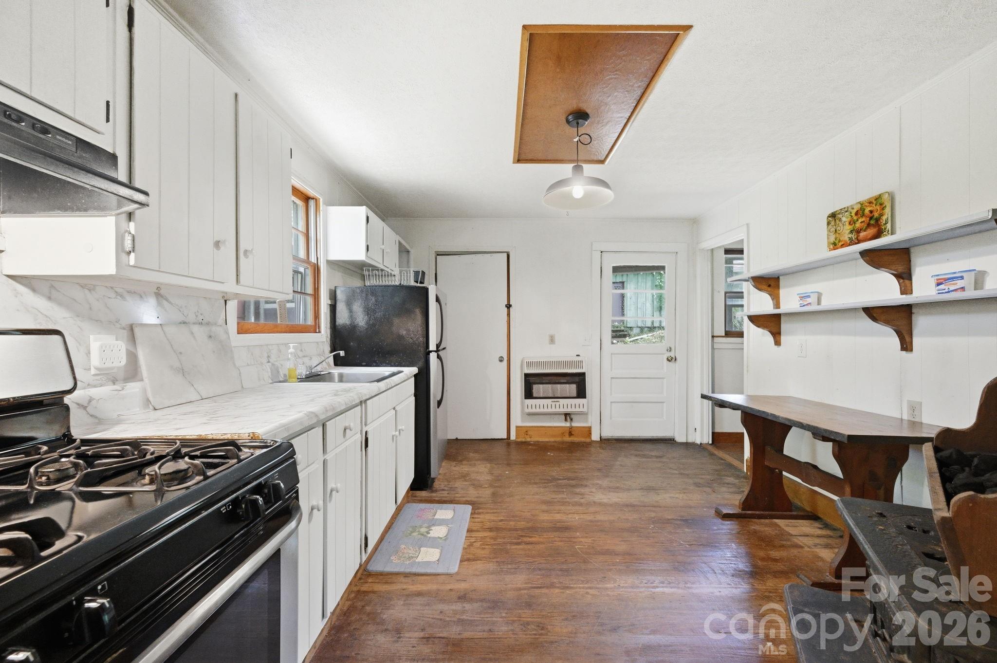 71 Warrior Road — Newland