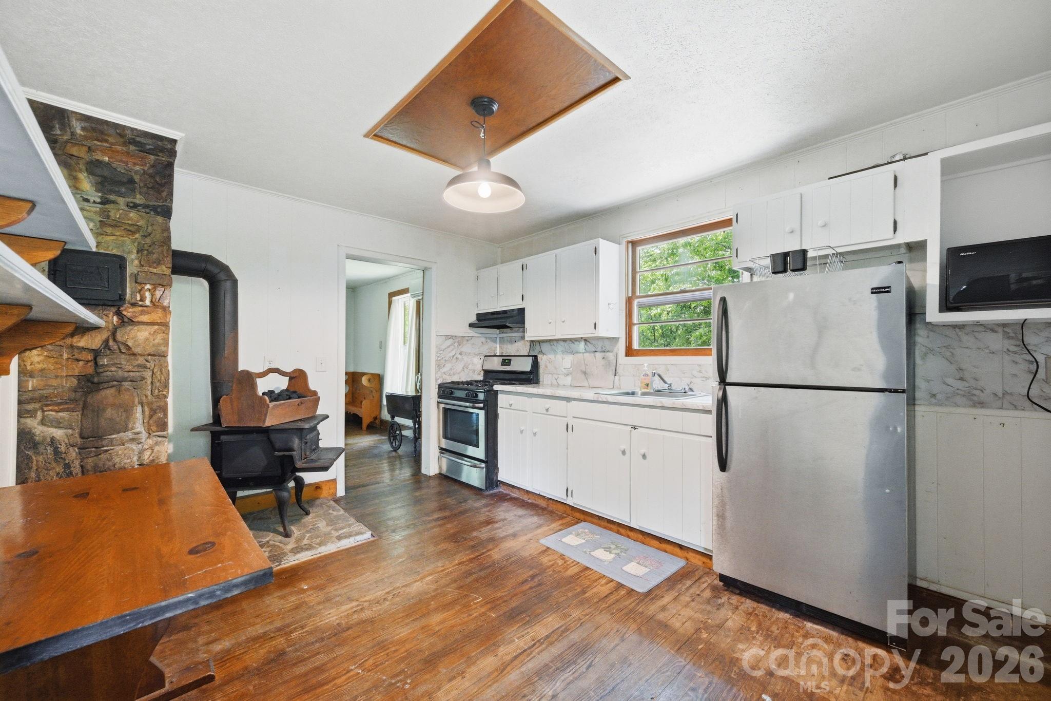 71 Warrior Road — Newland