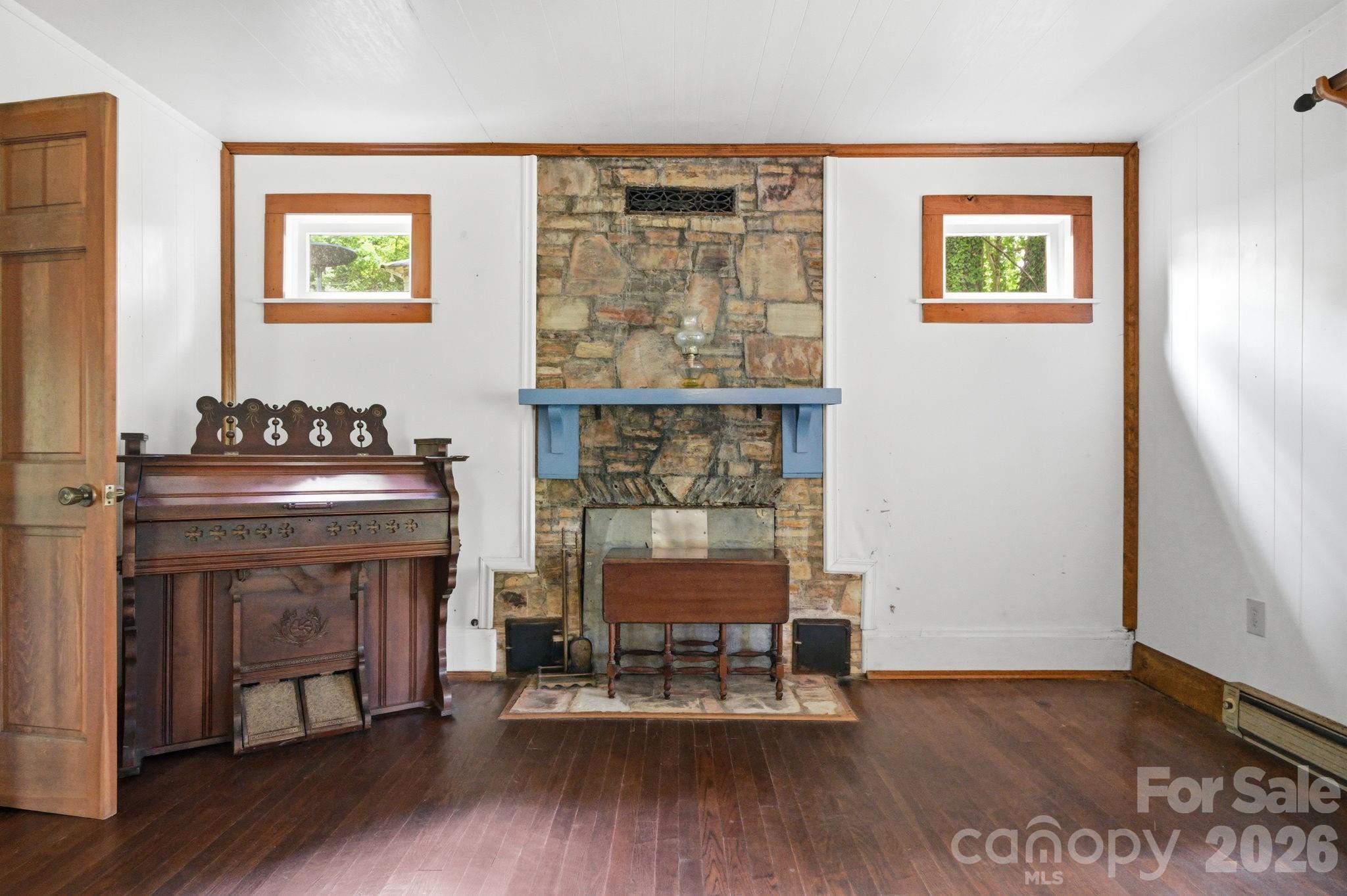71 Warrior Road — Newland