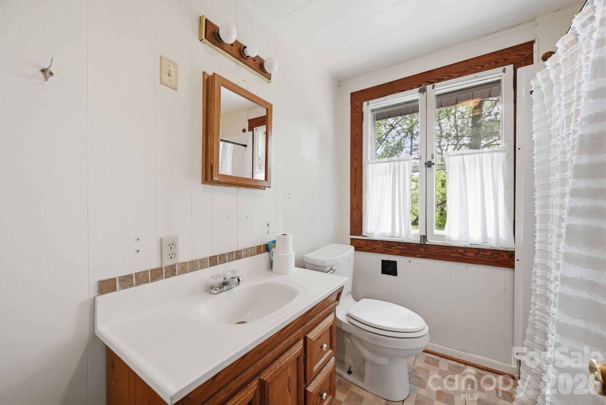 71 Warrior Road — Newland