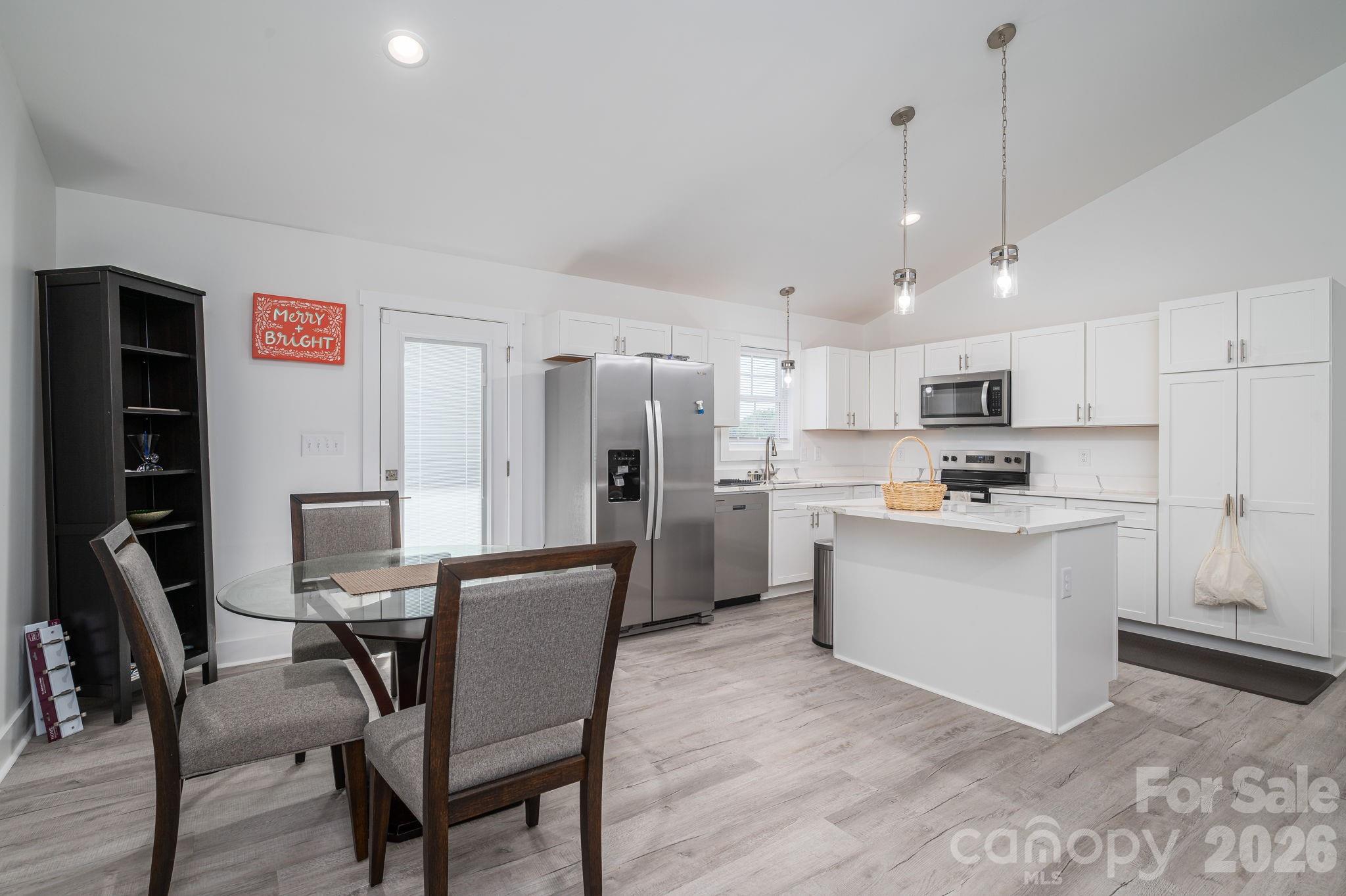 2128 Chatfield Road — Shelby