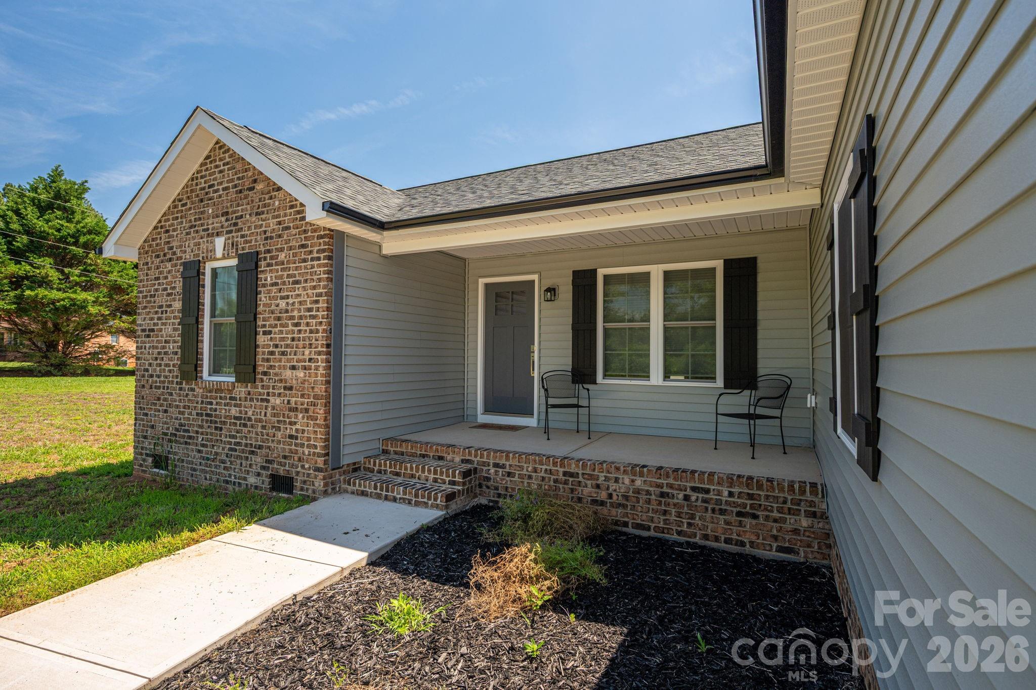 2128 Chatfield Road — Shelby