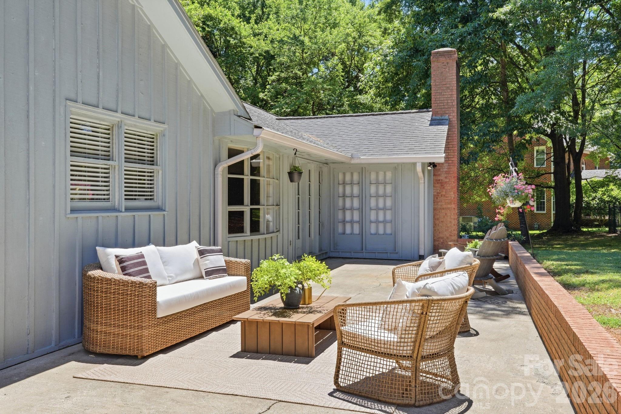 3326 Sedgefield Road — Statesville