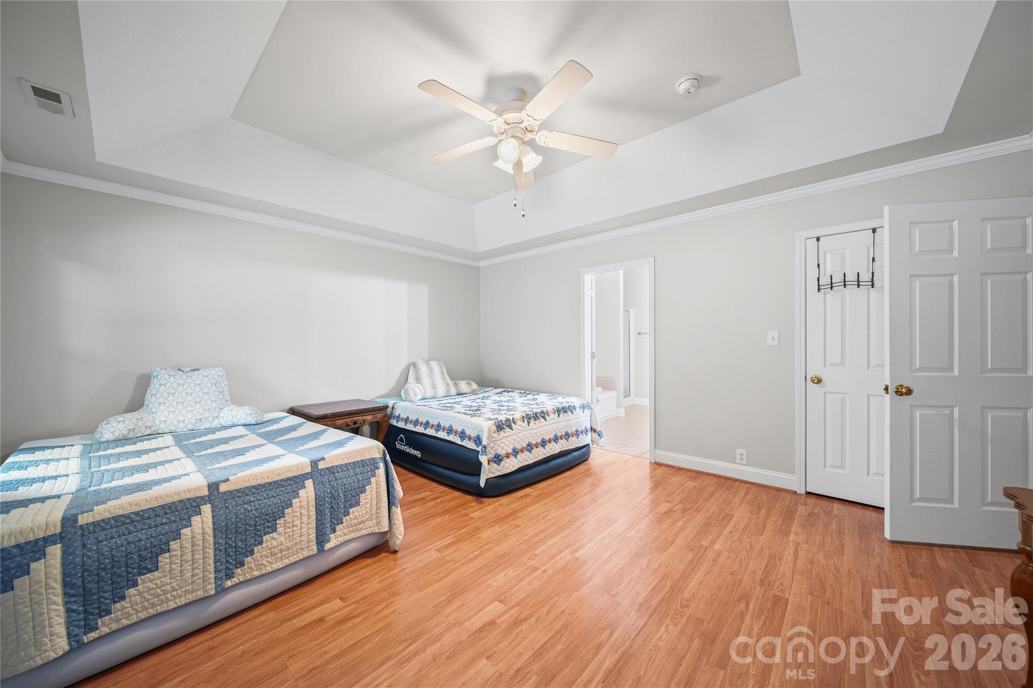 1524 Royalty Circle — Statesville