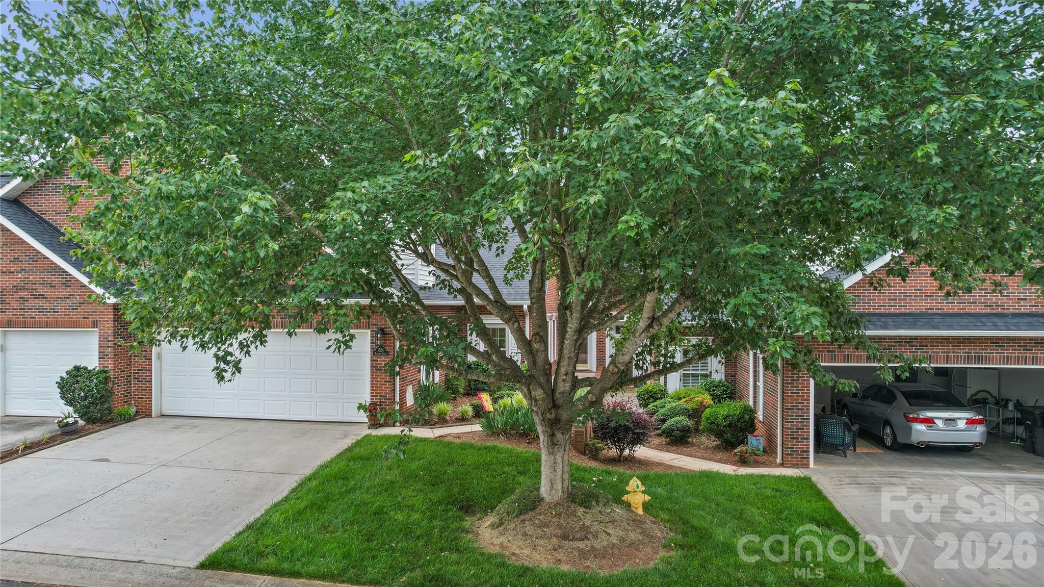 1524 Royalty Circle — Statesville