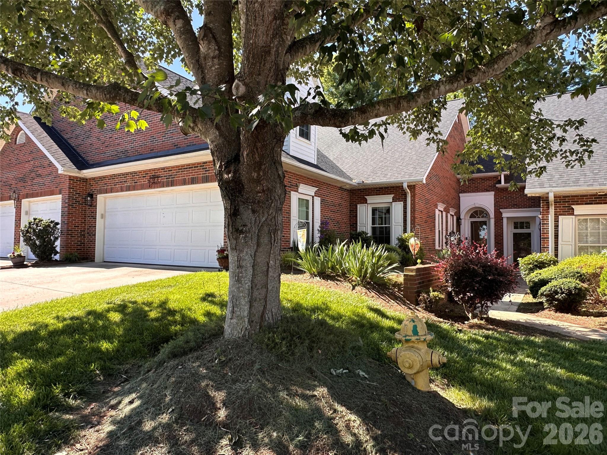 1524 Royalty Circle — Statesville