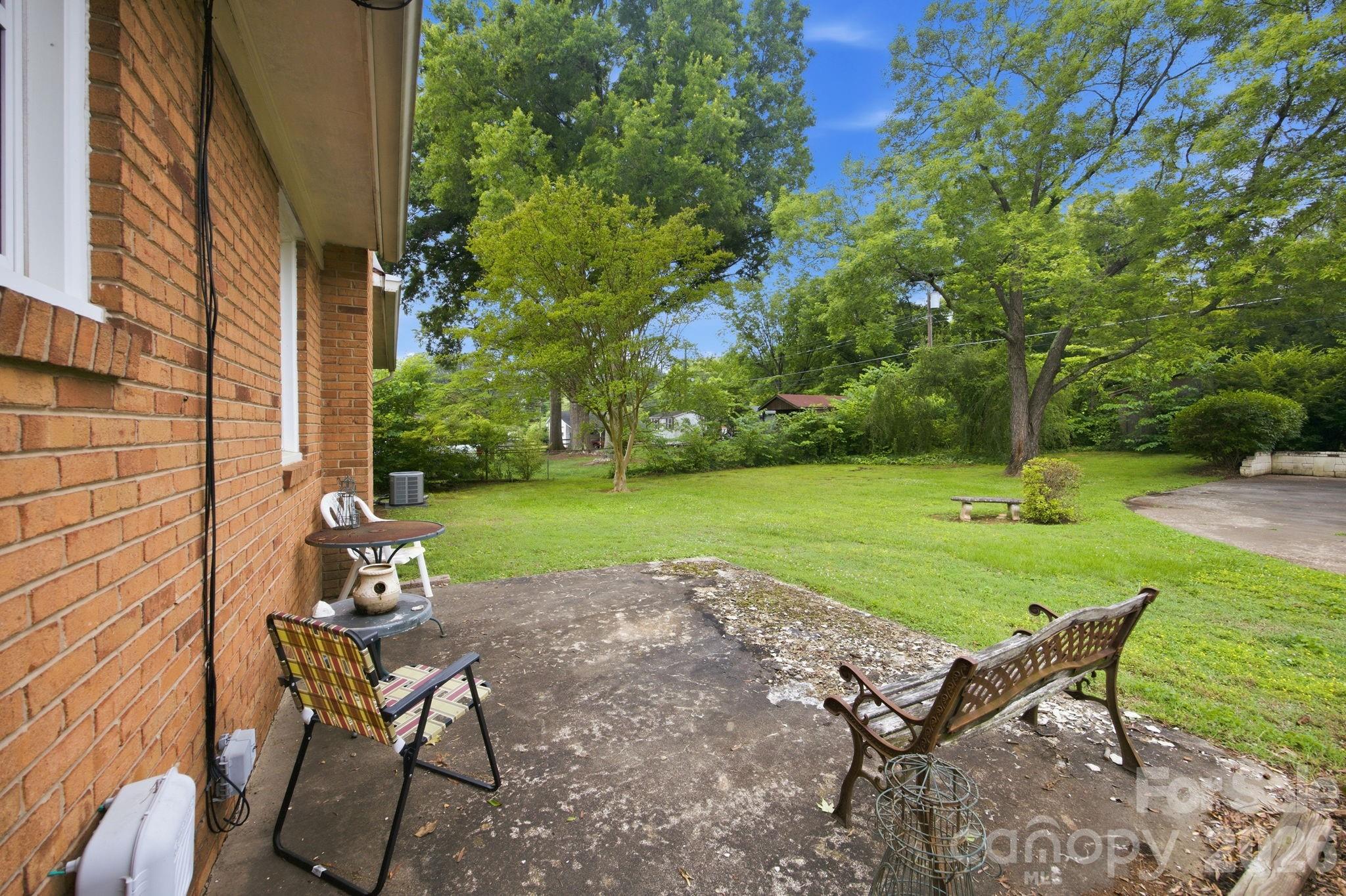 635 Fieldstone Road — Mooresville