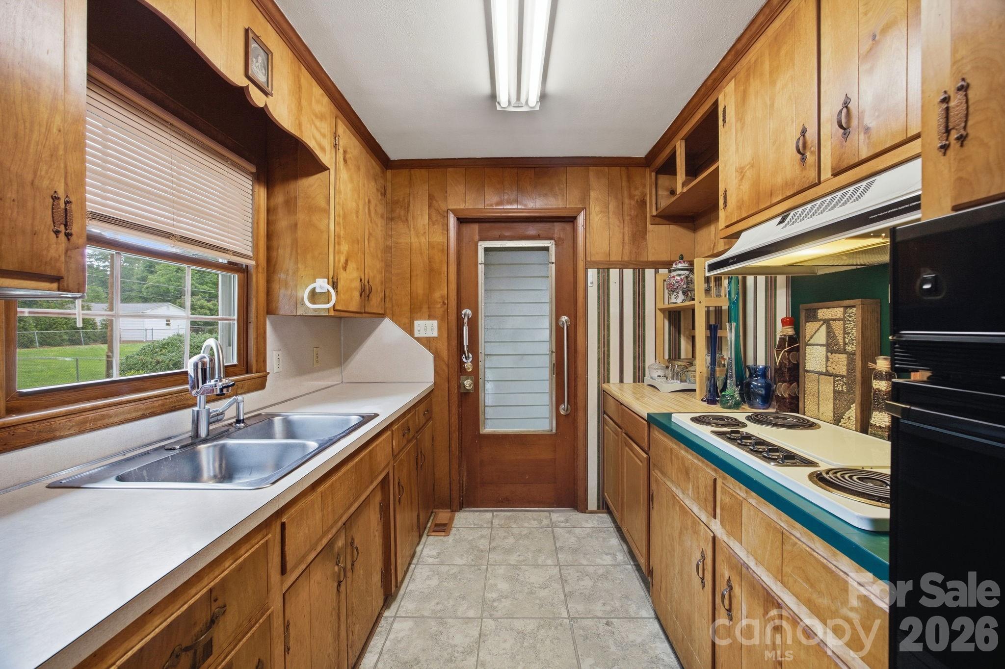635 Fieldstone Road — Mooresville