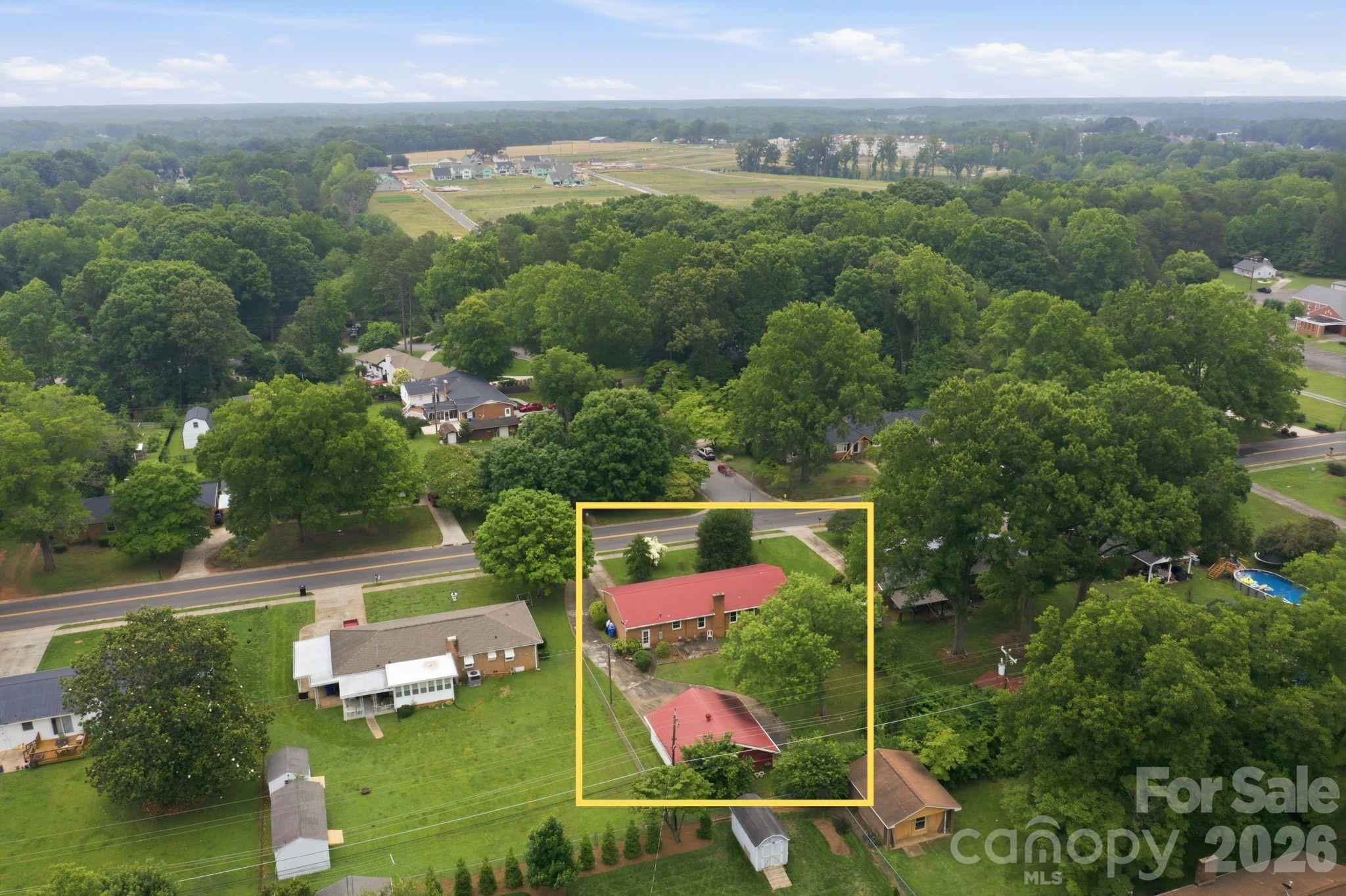 635 Fieldstone Road — Mooresville
