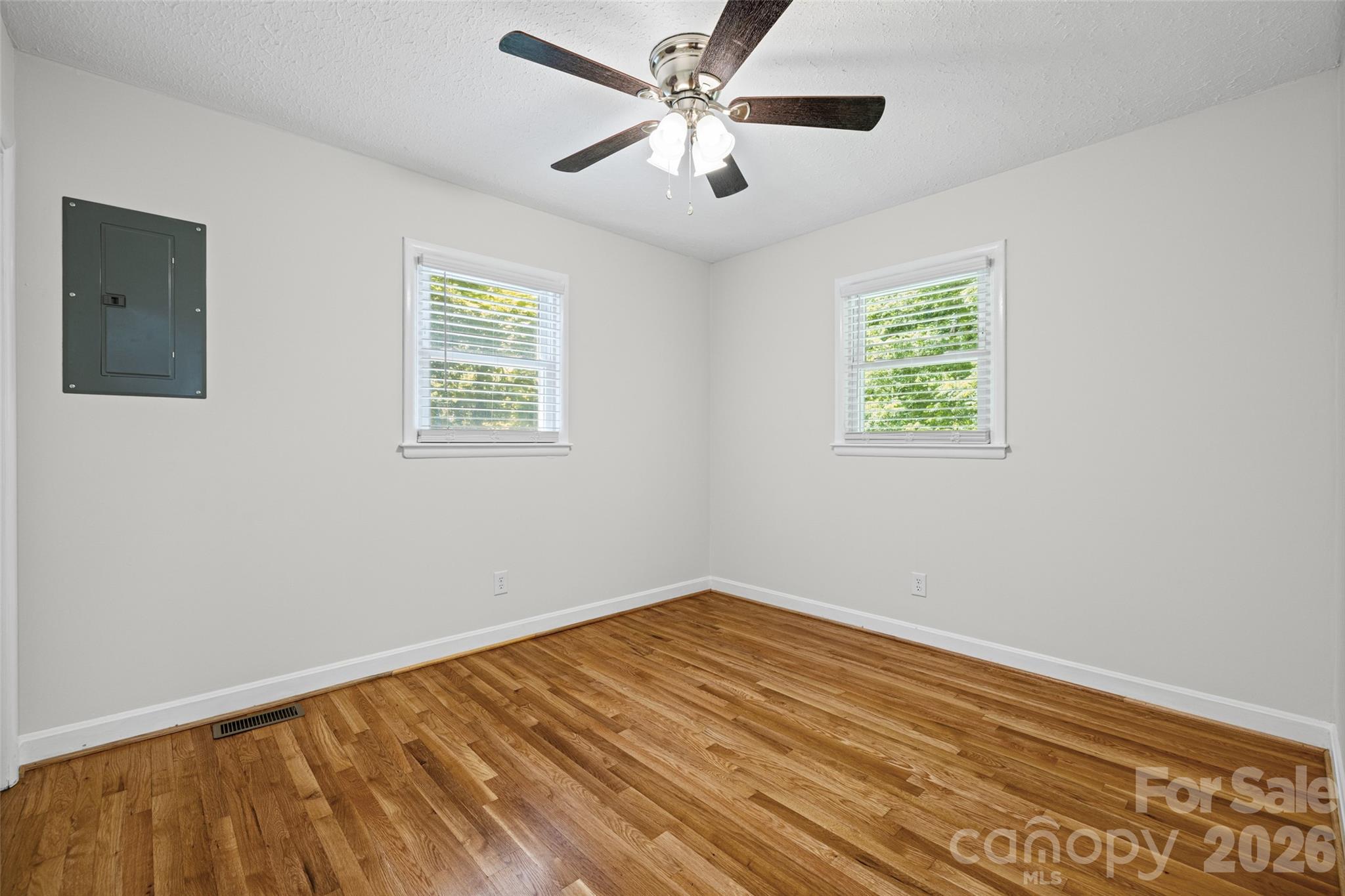 219 Belton Avenue — Mount Holly