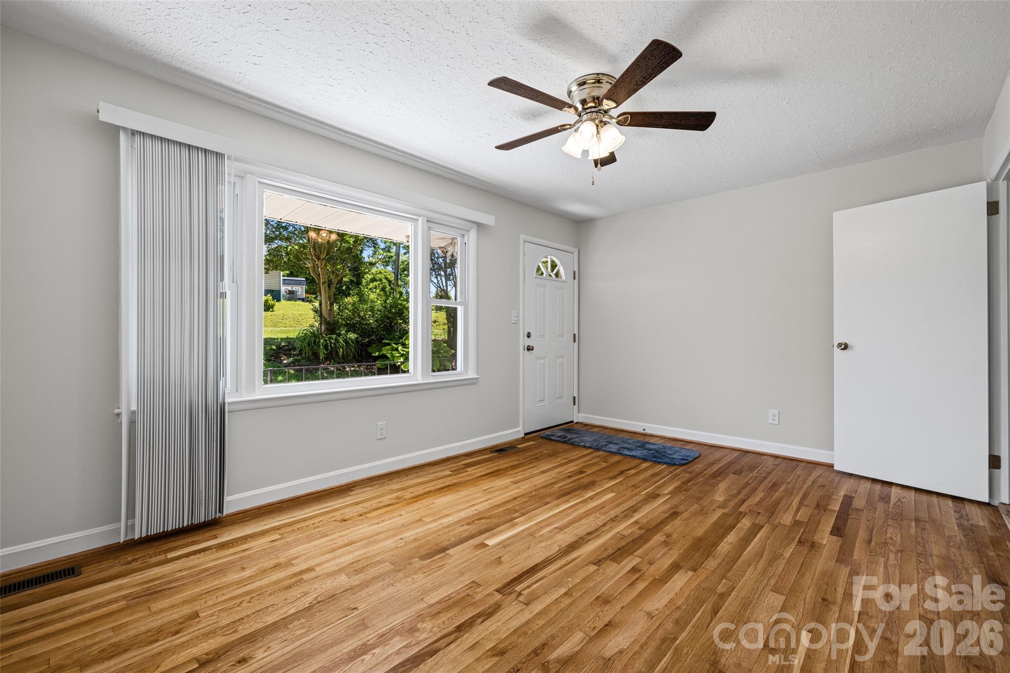 219 Belton Avenue — Mount Holly