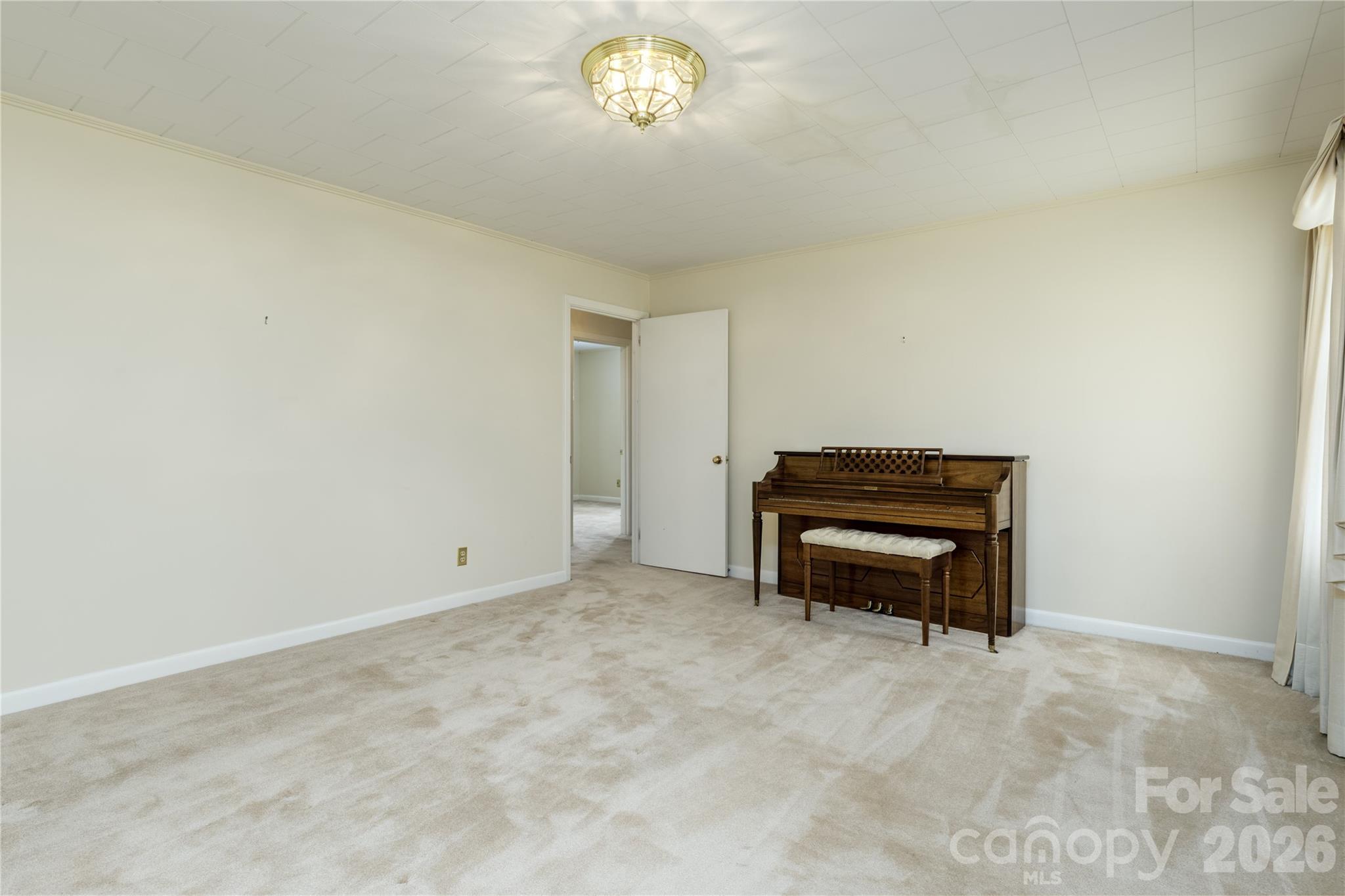 122 Whitley Road — Morganton