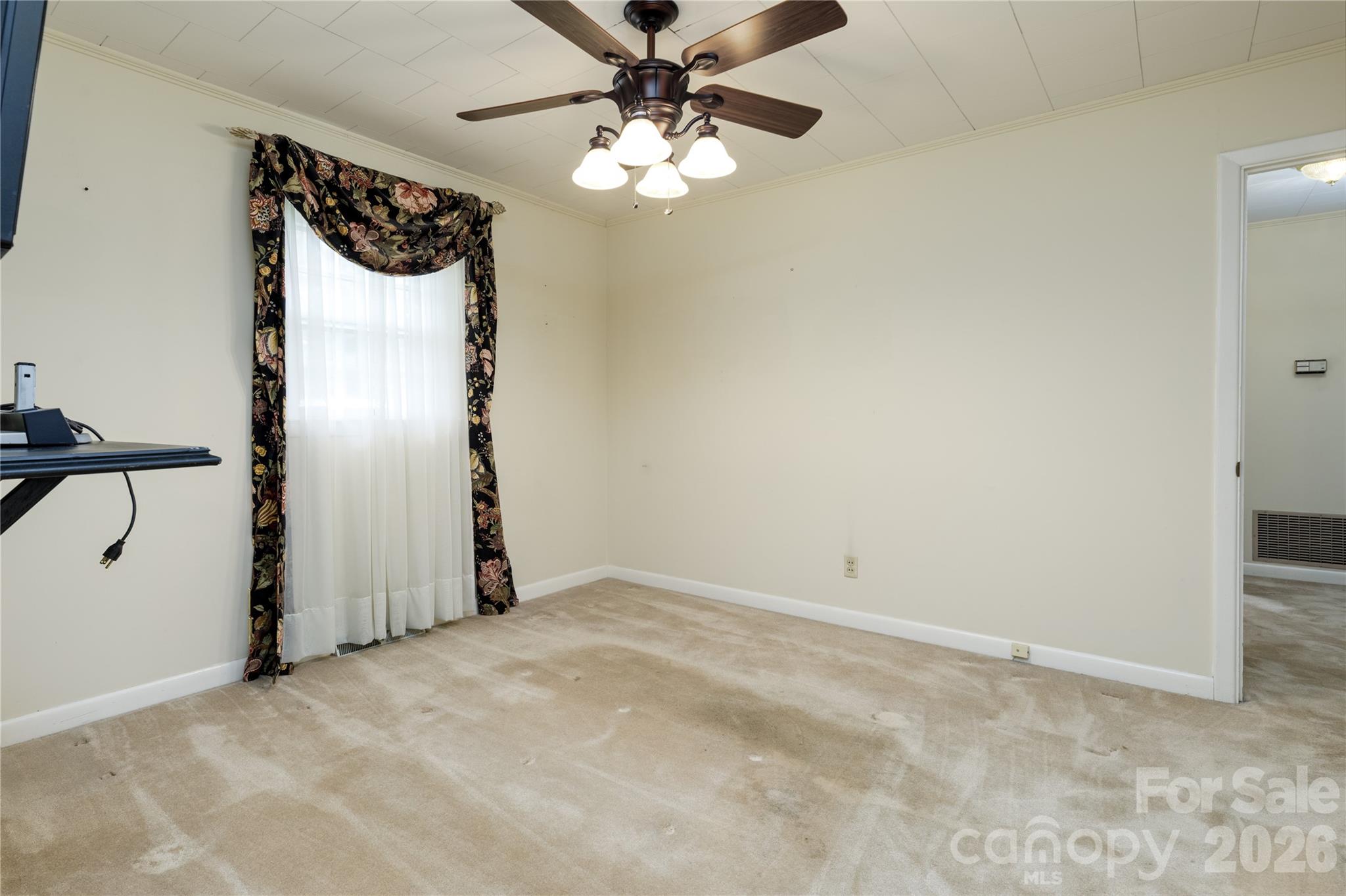 122 Whitley Road — Morganton