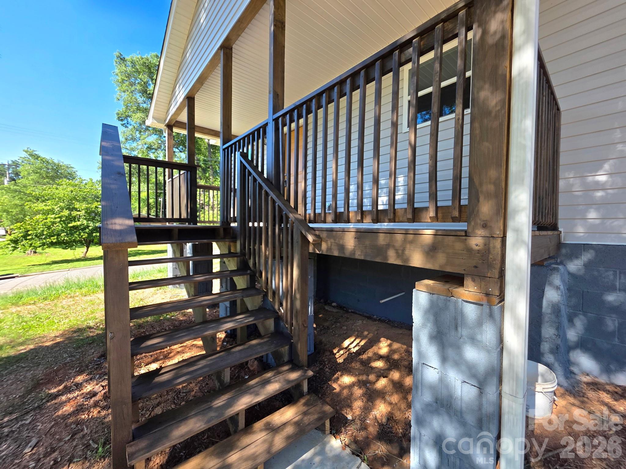 1105 8th Street — Statesville