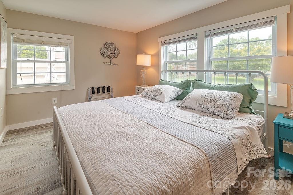 50 Hutchins Road — Black Mountain
