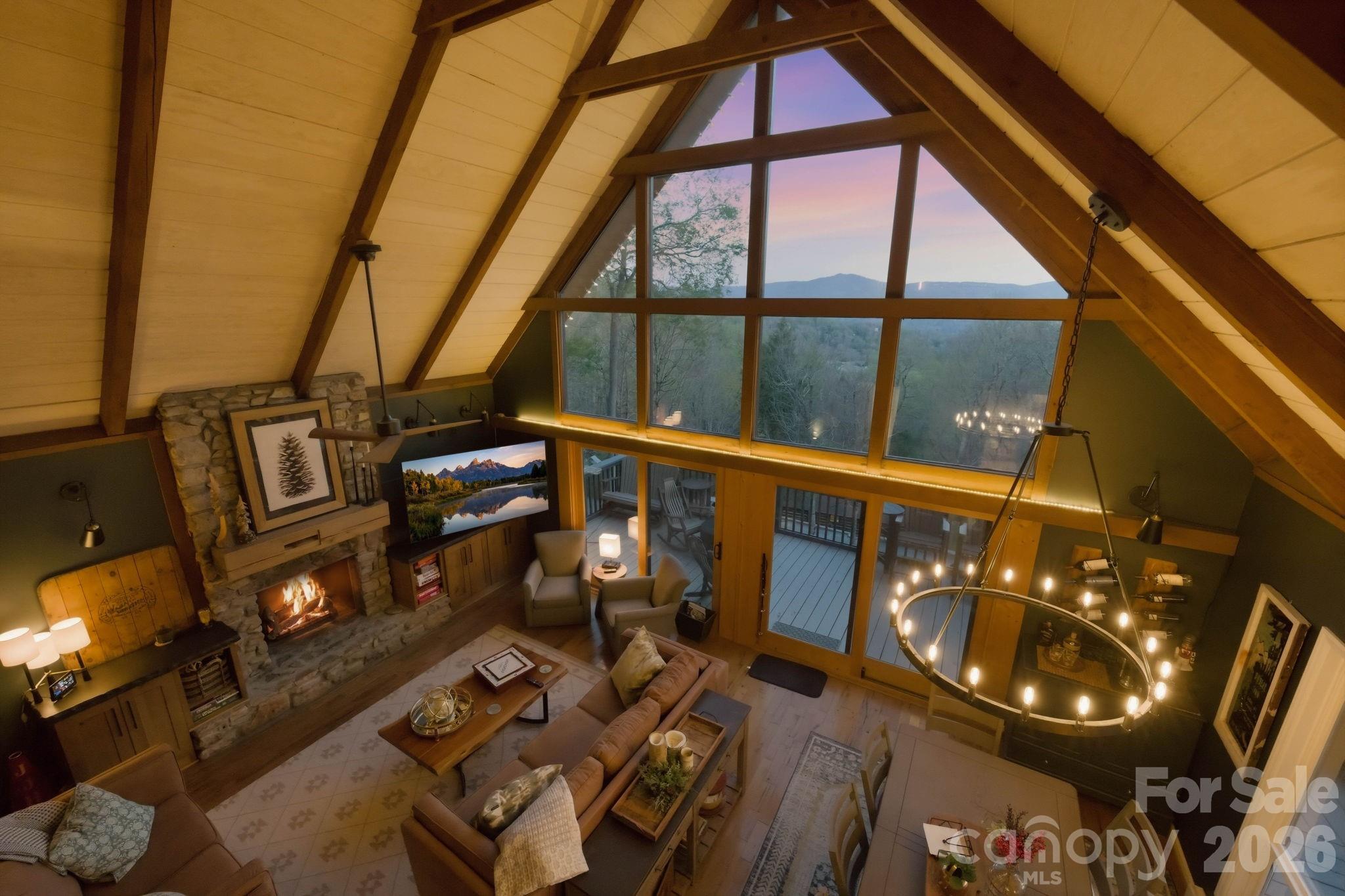 429 Green Cove Road — Sugar Mountain