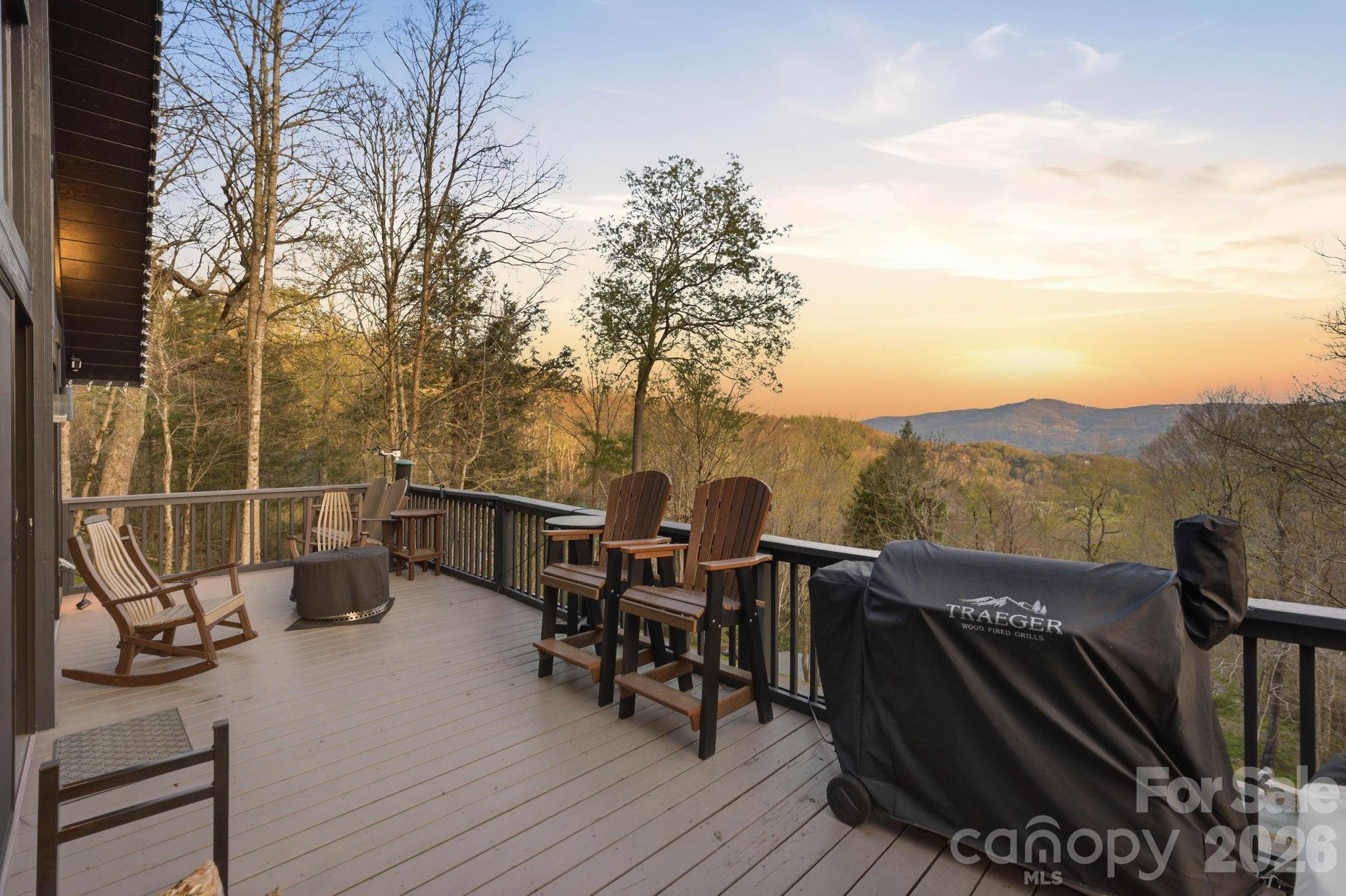 429 Green Cove Road — Sugar Mountain