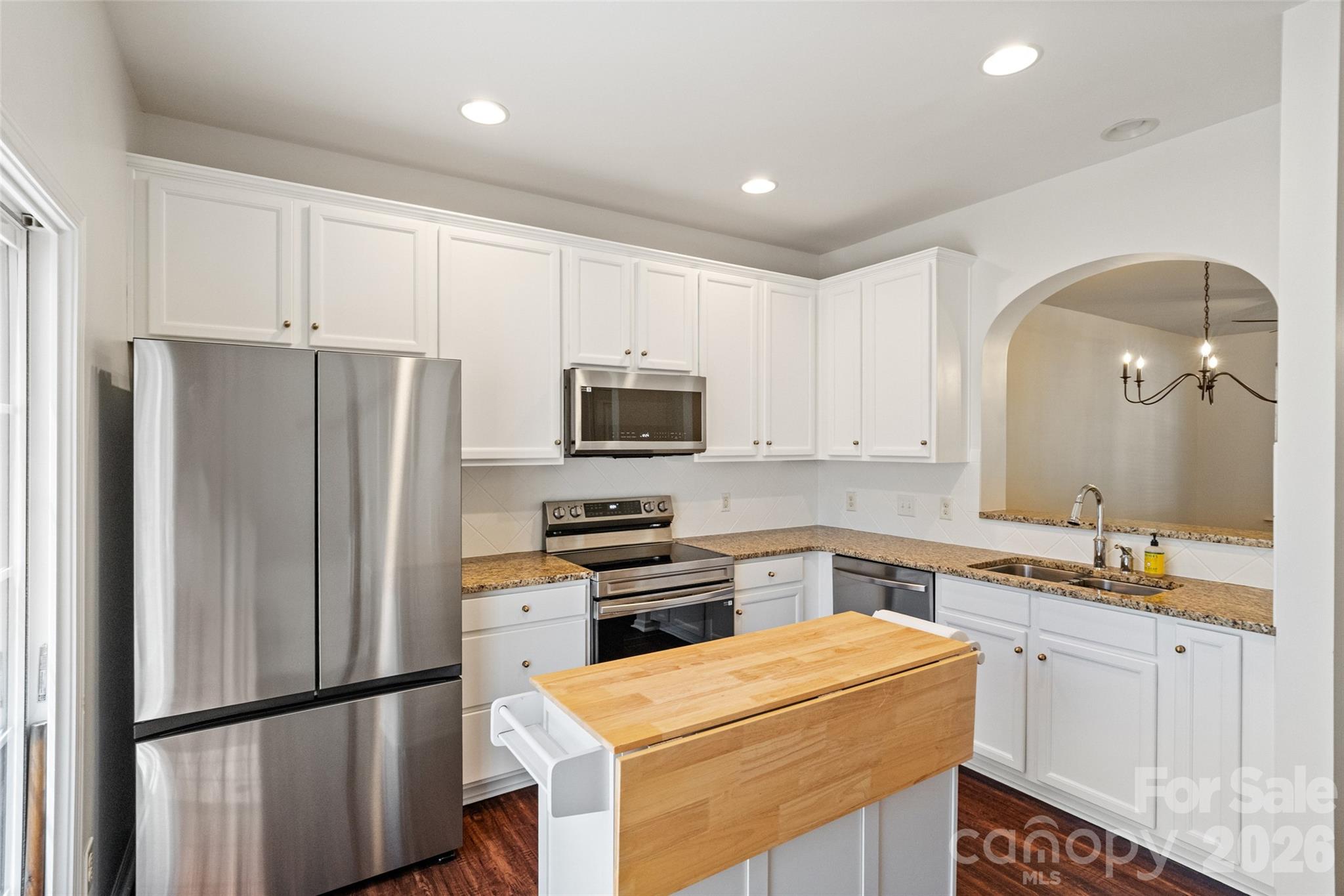 416 River Park Road — Belmont