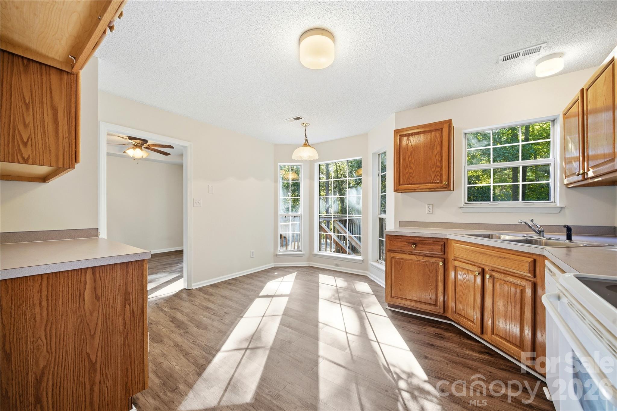 390 Amhurst Street SW — Concord